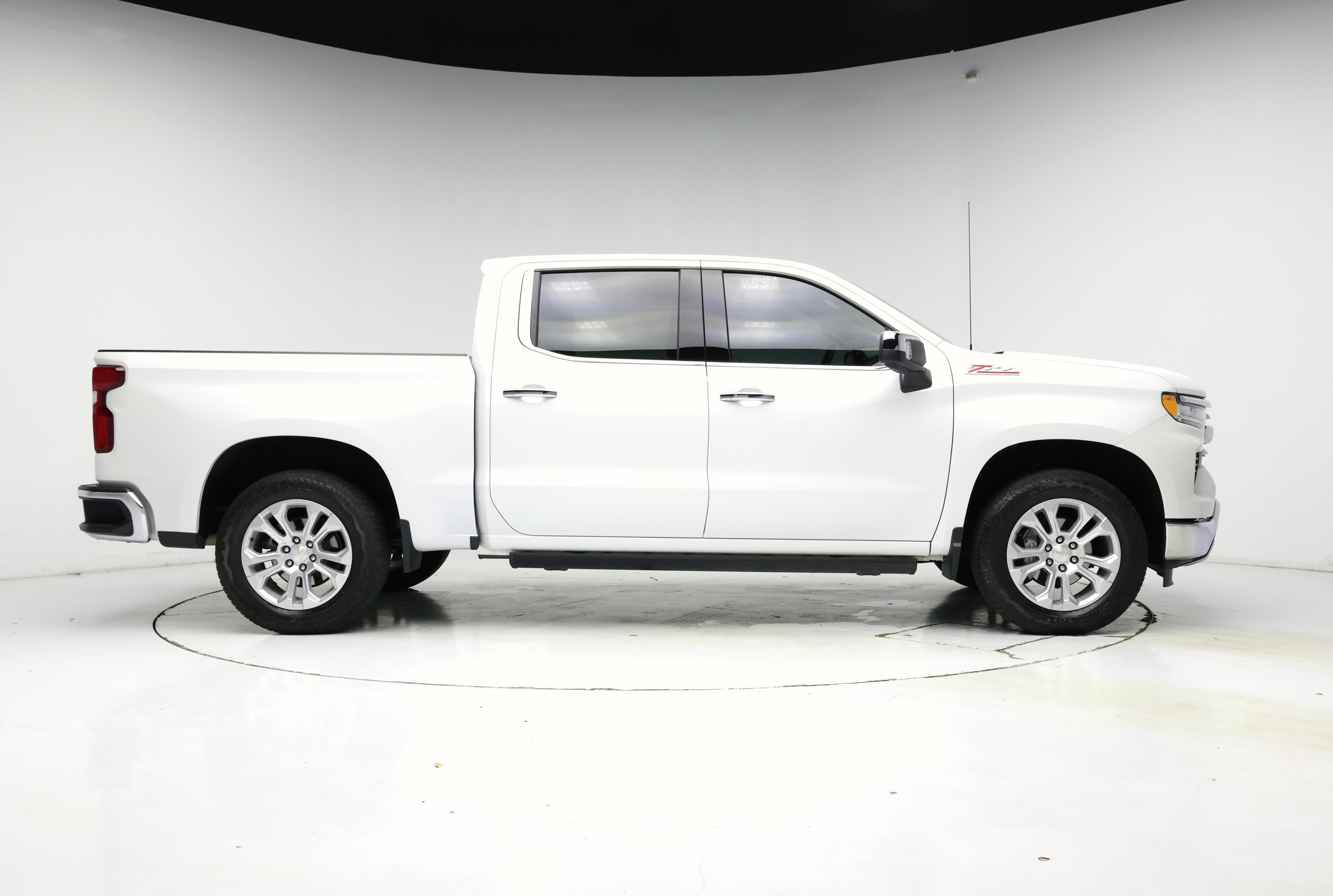 Thumbnail: 2024 Chevrolet Silverado 1500 - 7