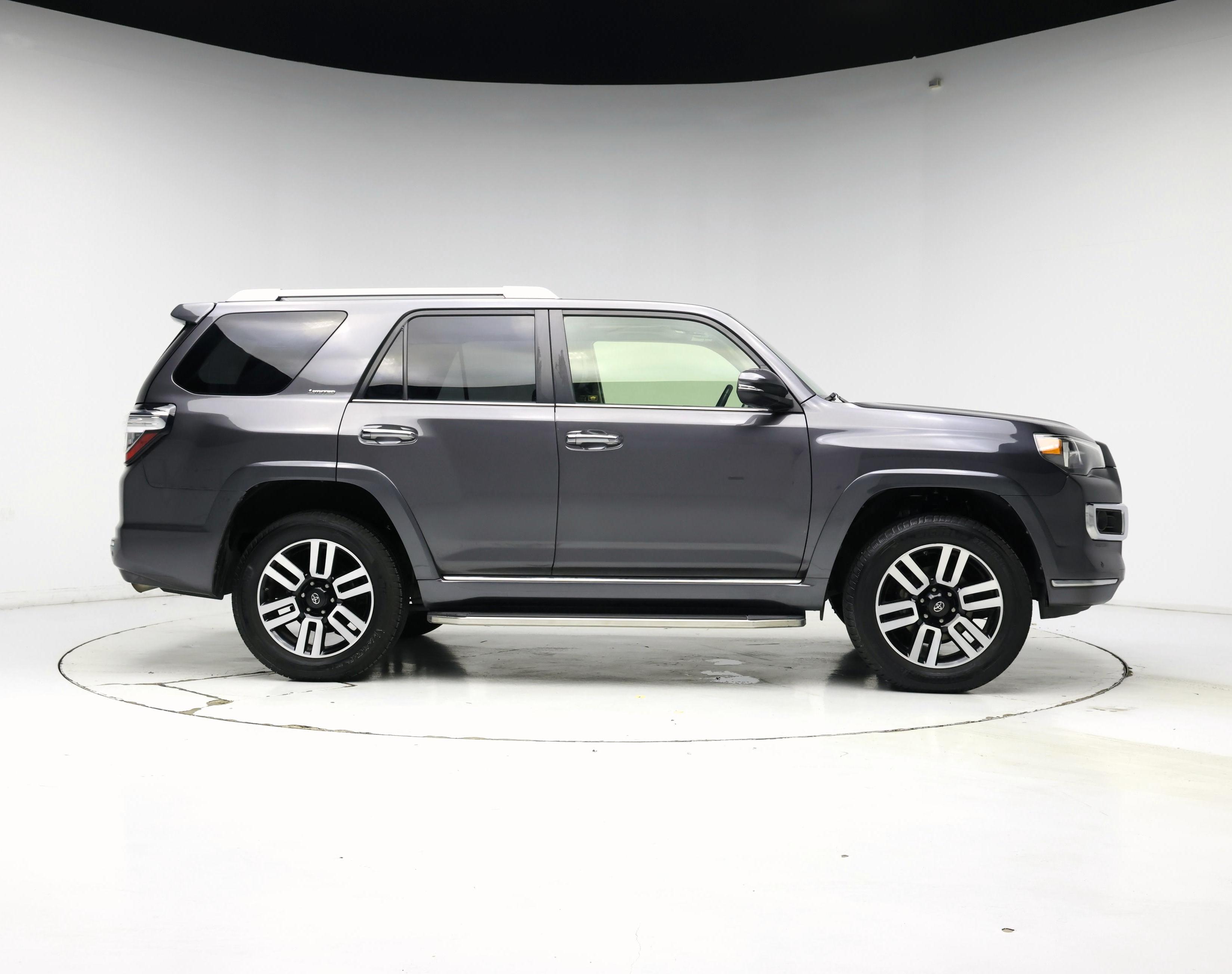 Thumbnail: 2018 Toyota 4Runner - 7