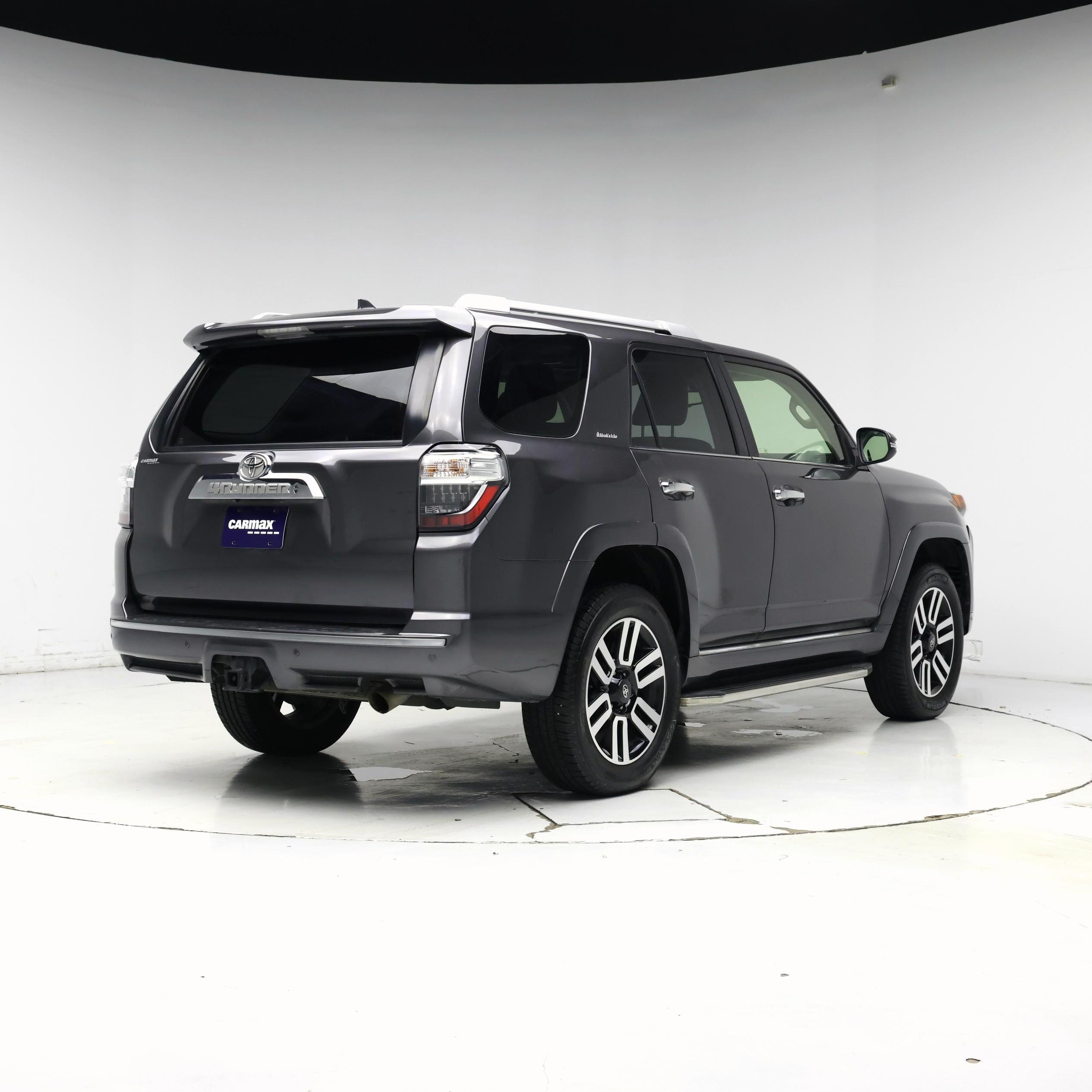 Thumbnail: 2018 Toyota 4Runner - 8