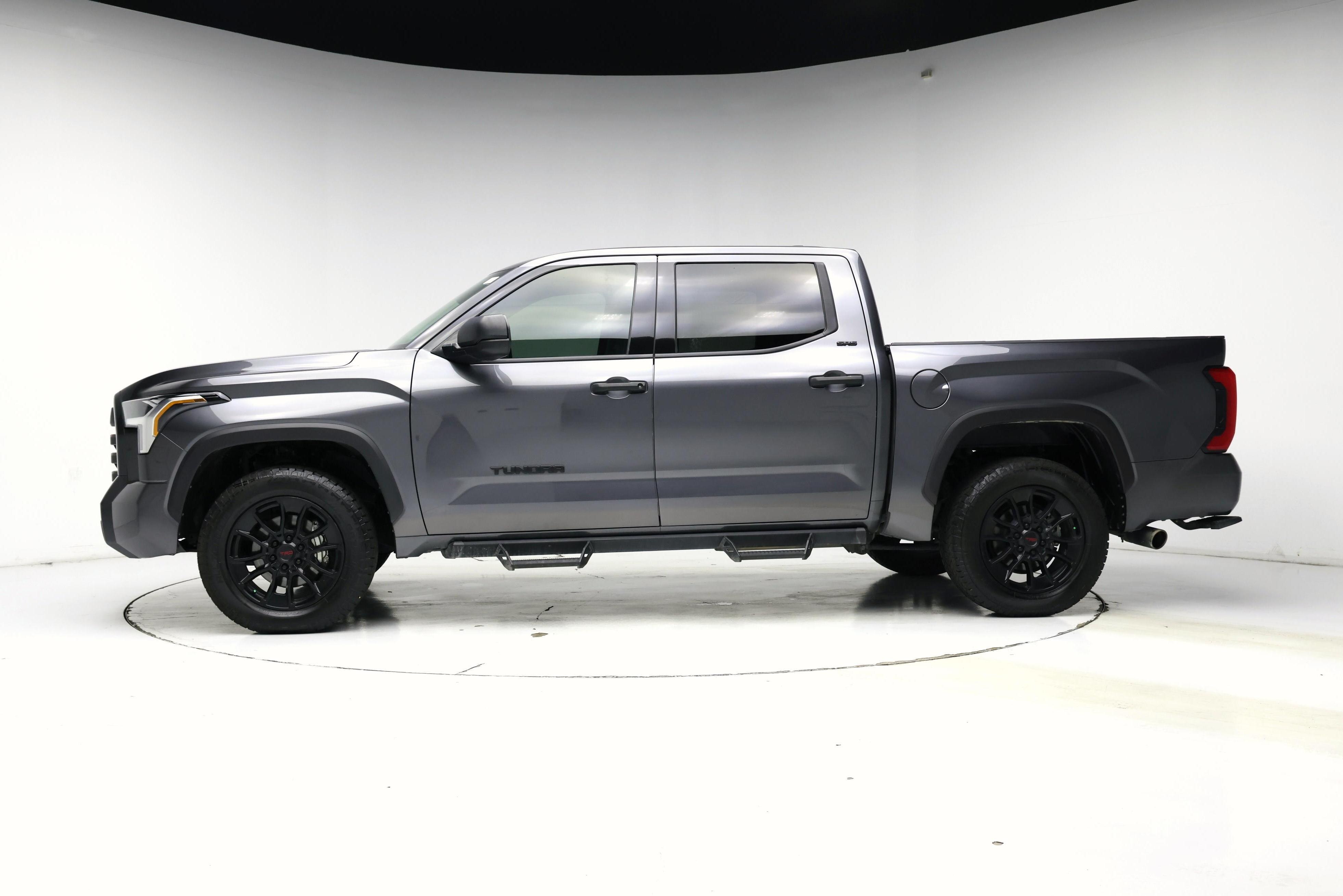 Thumbnail: 2023 Toyota Tundra - 3