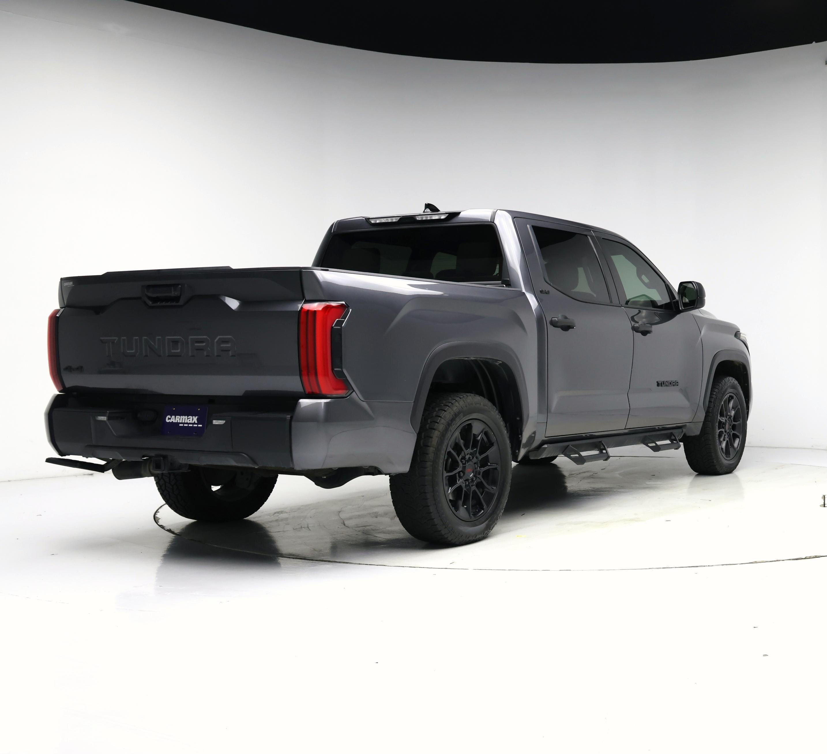 Thumbnail: 2023 Toyota Tundra - 8