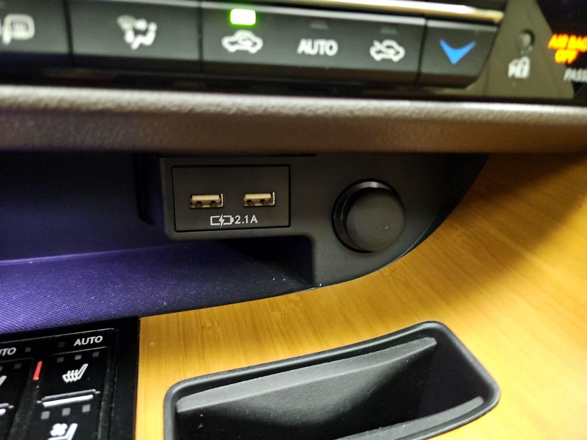 Thumbnail: 2020 Lexus RX - 19