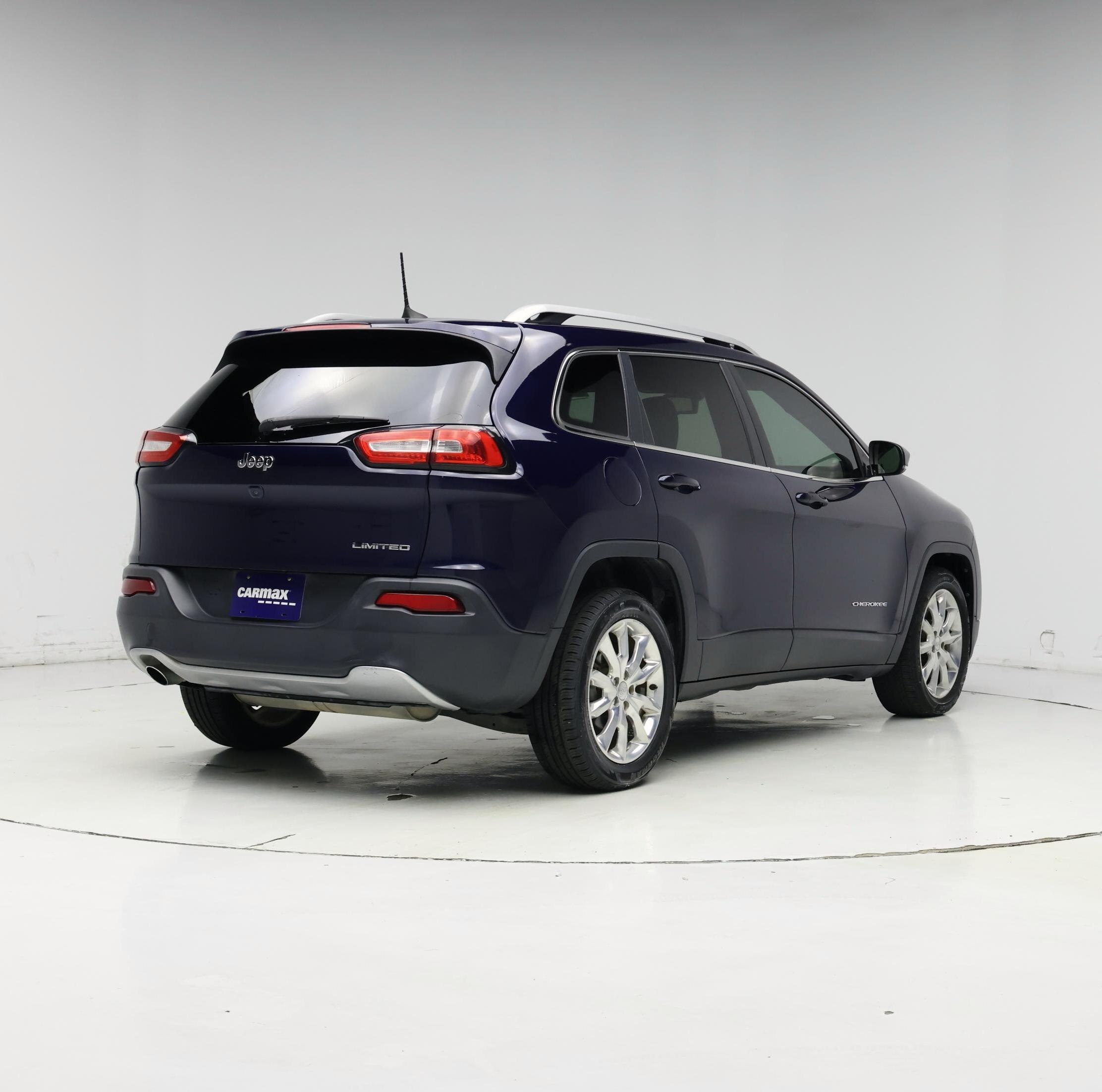 Thumbnail: 2016 Jeep Cherokee - 8