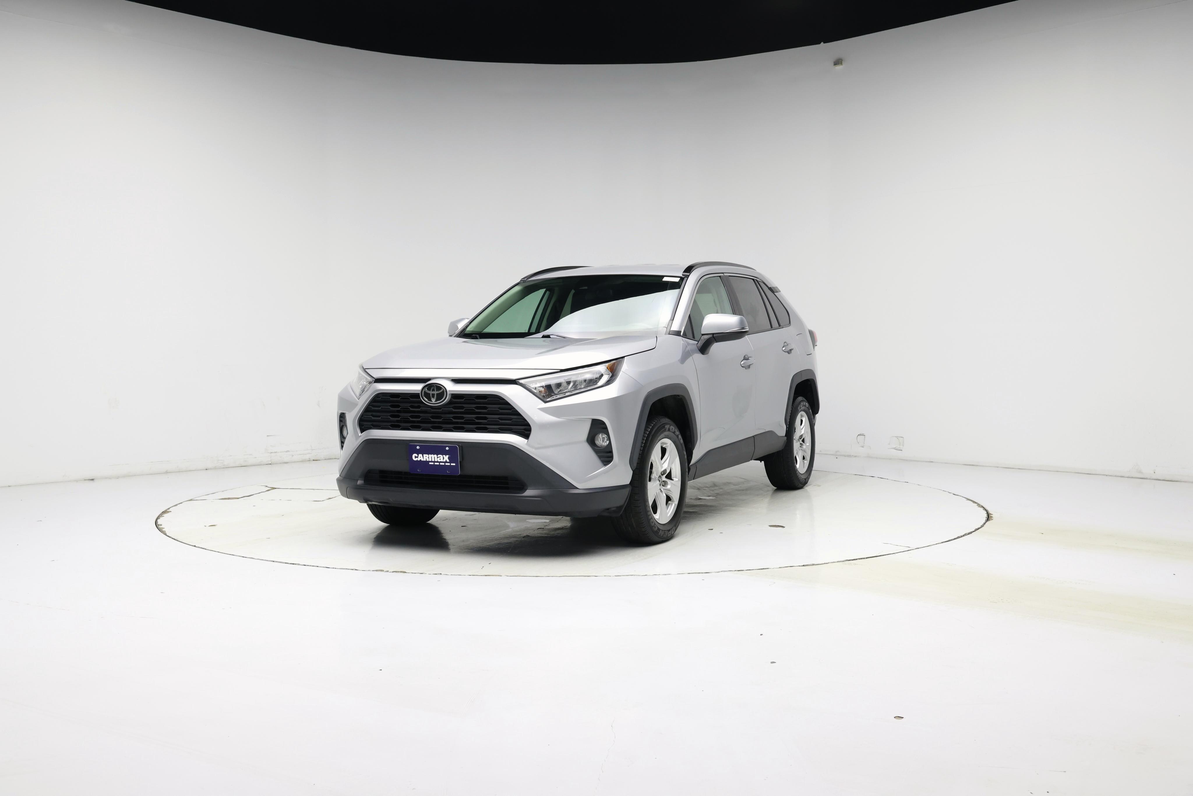 Thumbnail: 2021 Toyota RAV4 - 4
