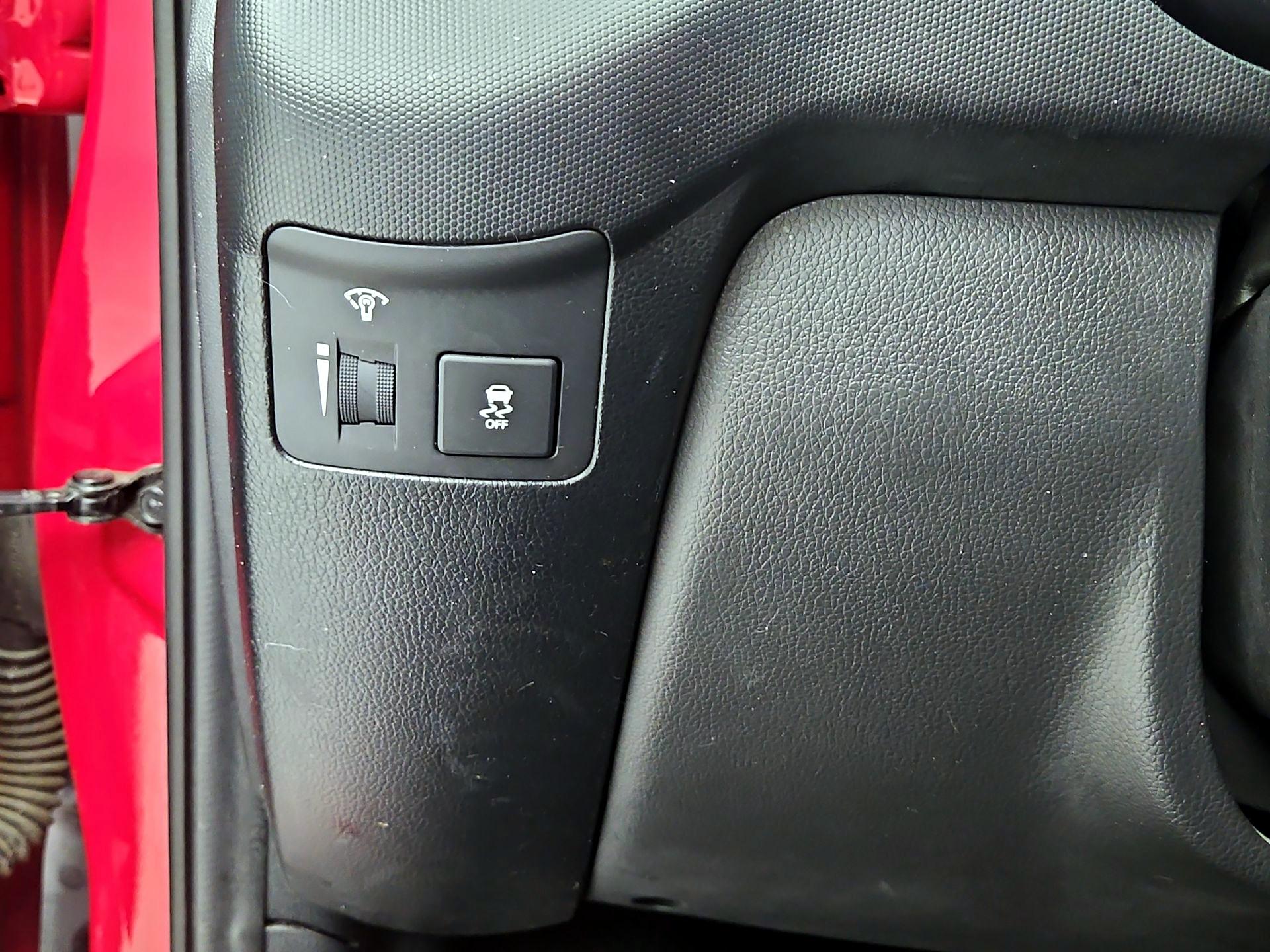 Thumbnail: 2013 Kia Soul - 11