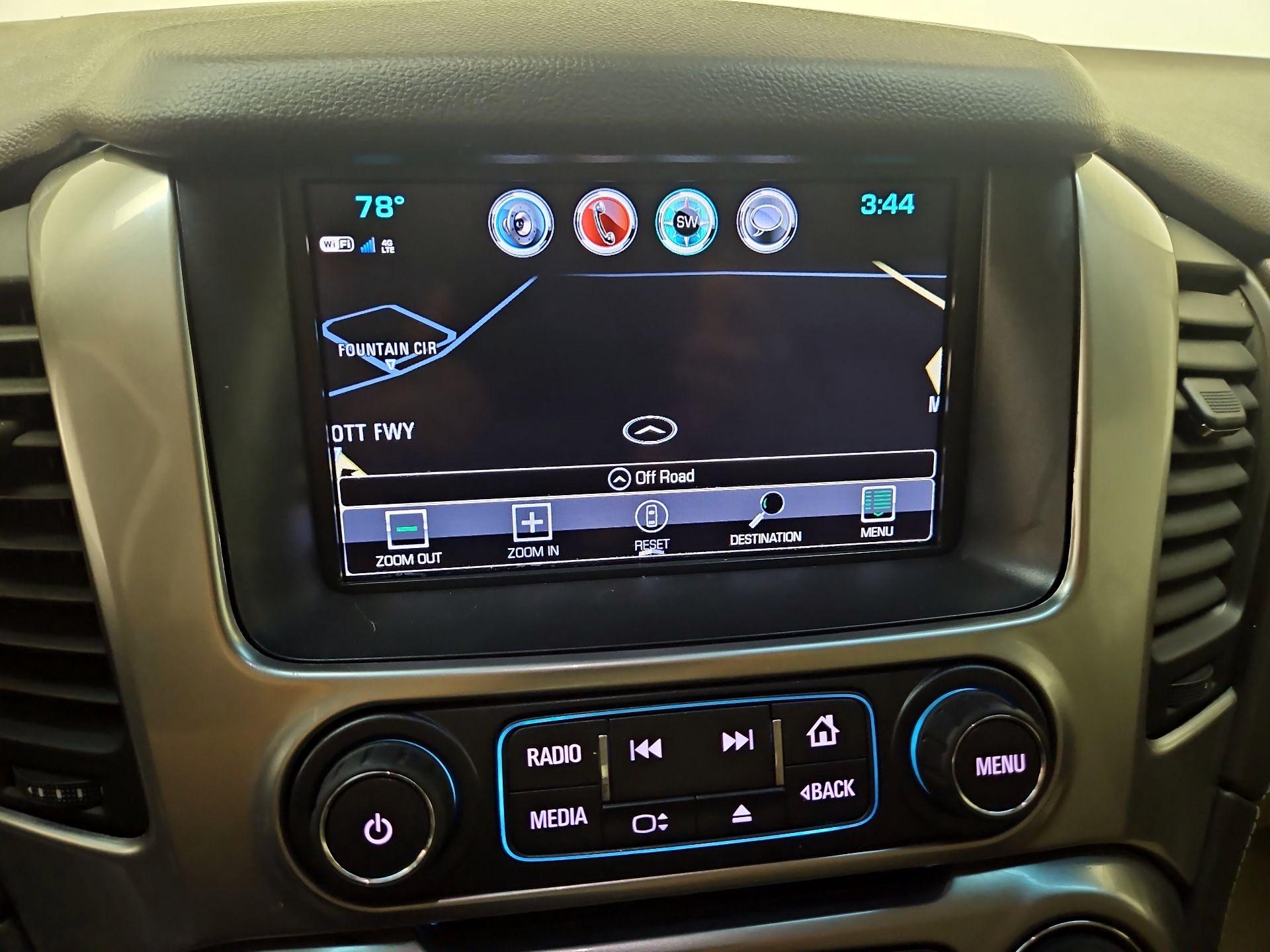 Thumbnail: 2018 Chevrolet Tahoe - 14