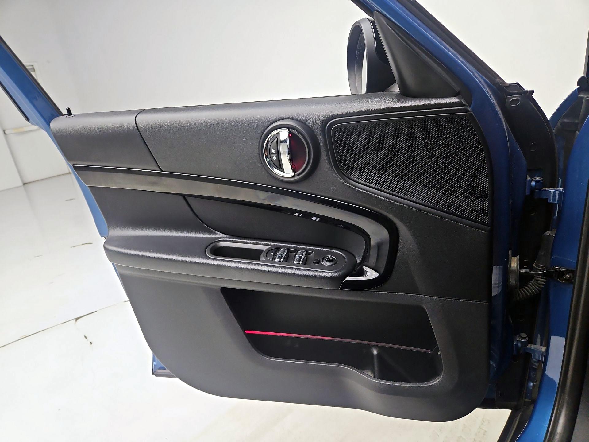 Thumbnail: 2019 MINI Cooper Countryman - 12