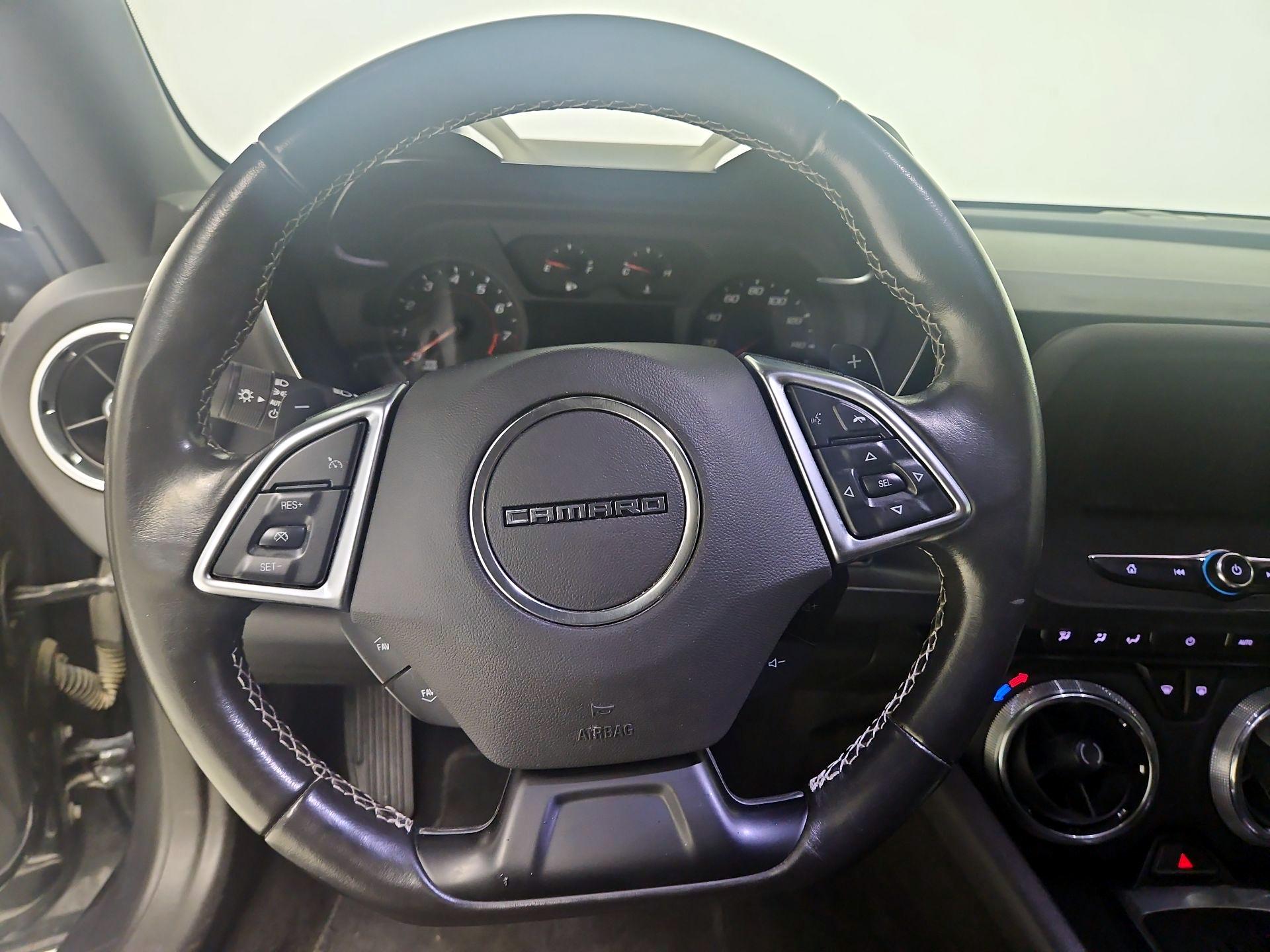 Thumbnail: 2018 Chevrolet Camaro - 10