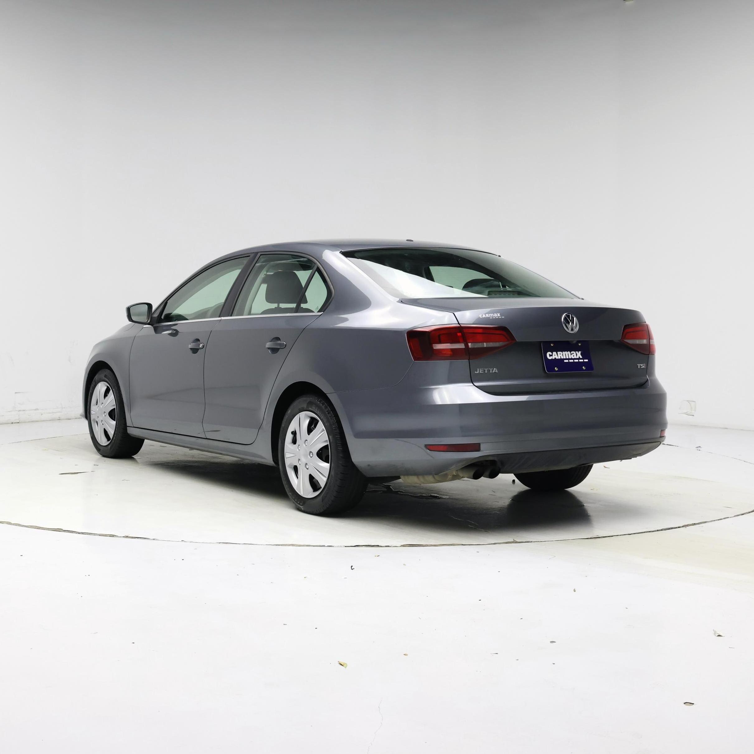 Thumbnail: 2017 Volkswagen Jetta - 2