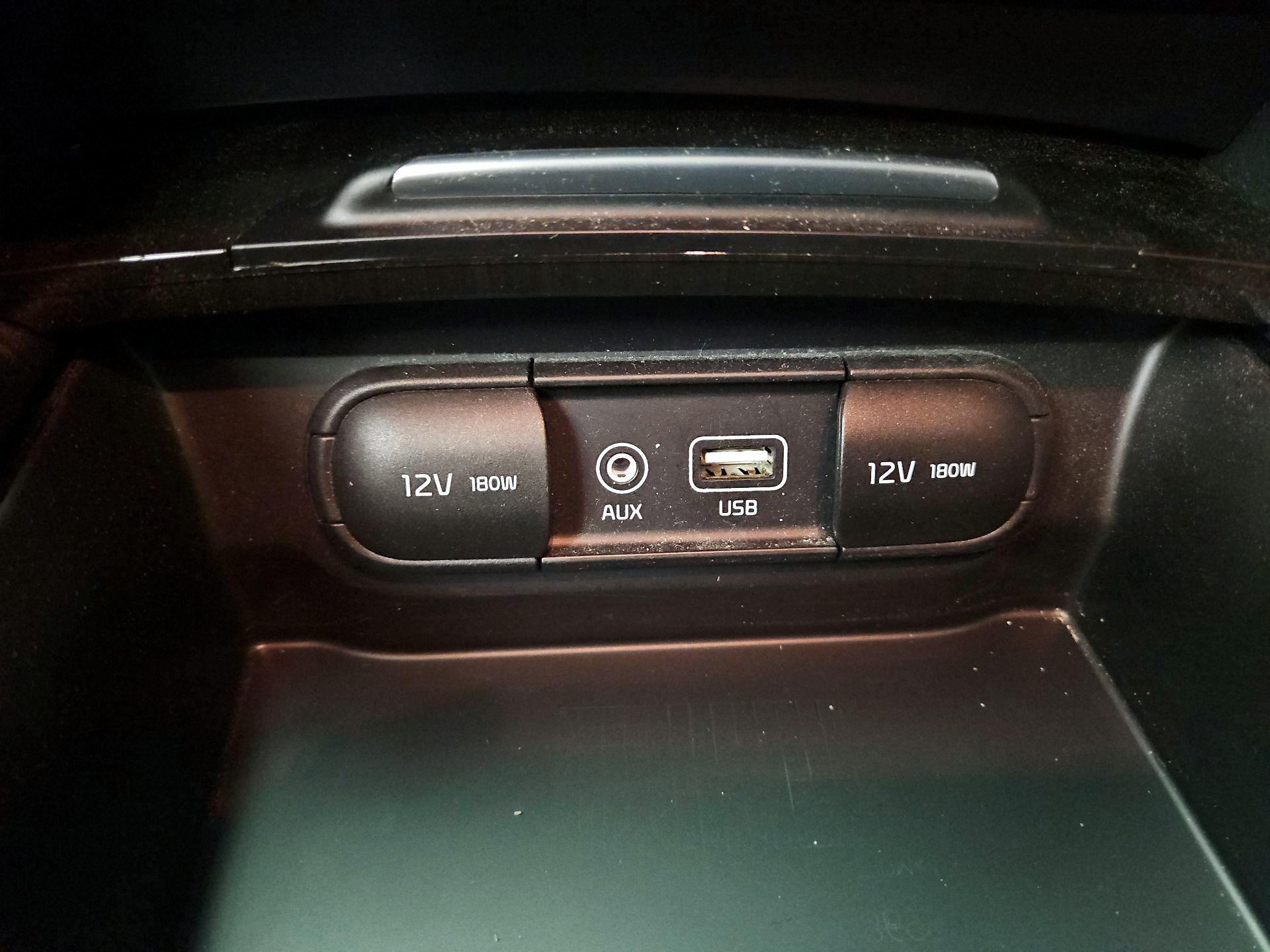 Thumbnail: 2019 Kia Optima - 18