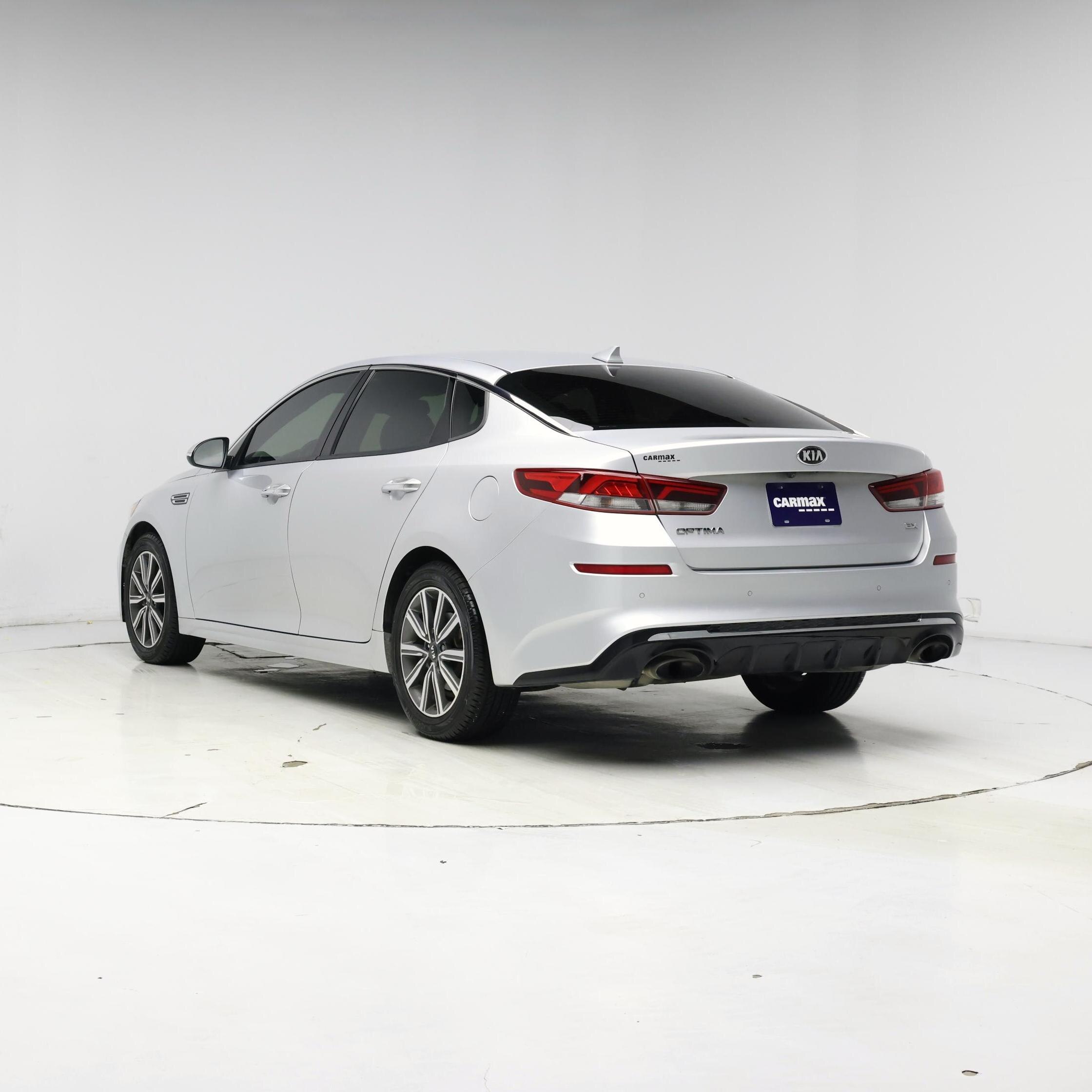 Thumbnail: 2019 Kia Optima - 2