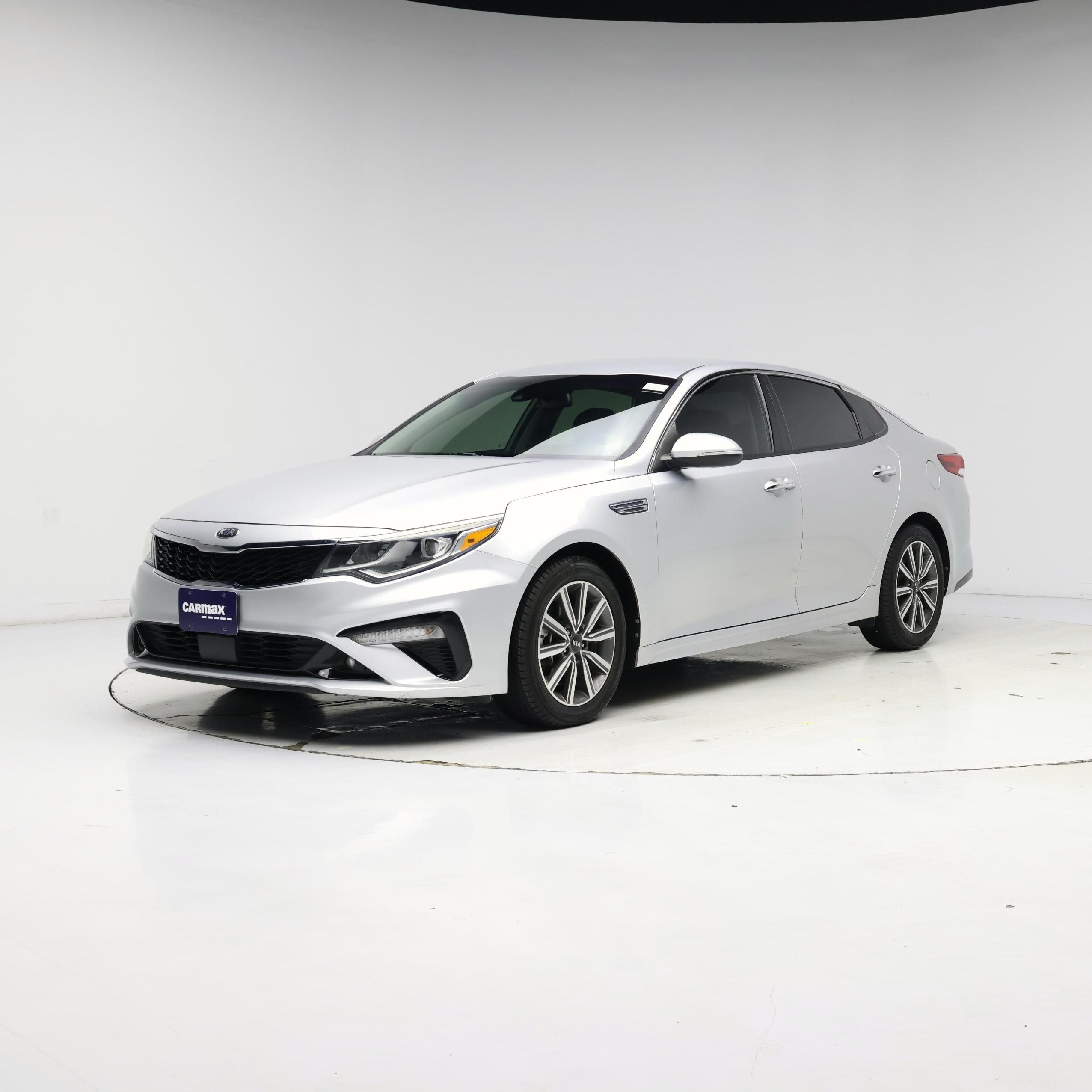 Thumbnail: 2019 Kia Optima - 4