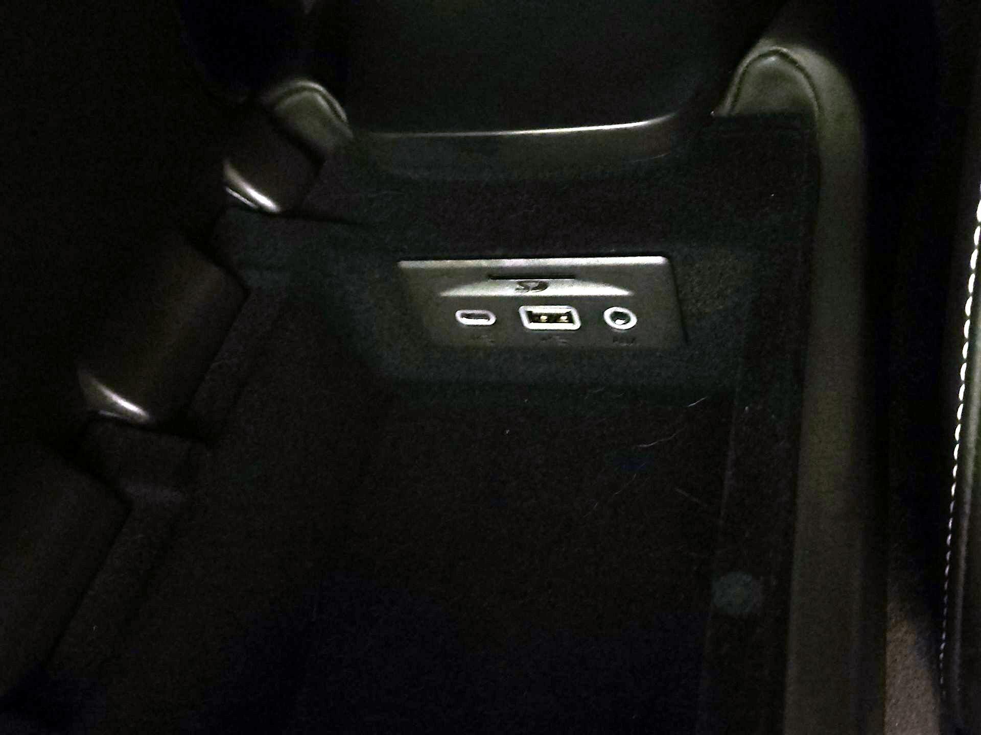 Thumbnail: 2023 Chevrolet Corvette - 18