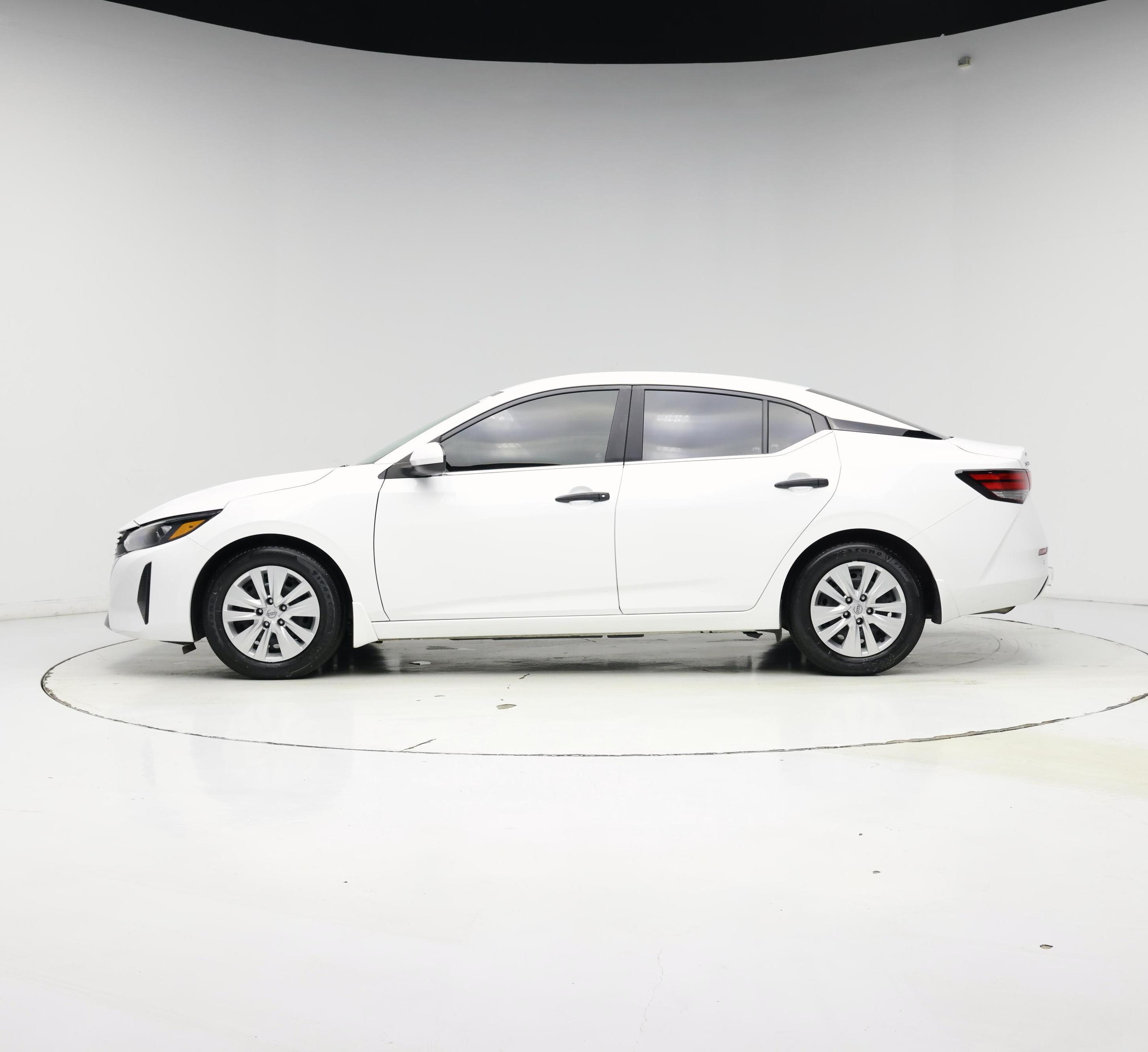 Thumbnail: 2024 Nissan Sentra - 3