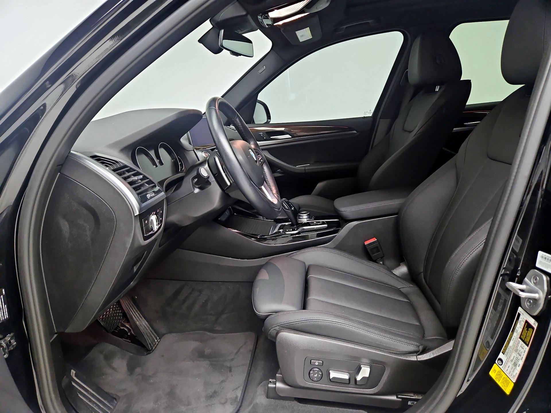Thumbnail: 2021 BMW X3 - 11
