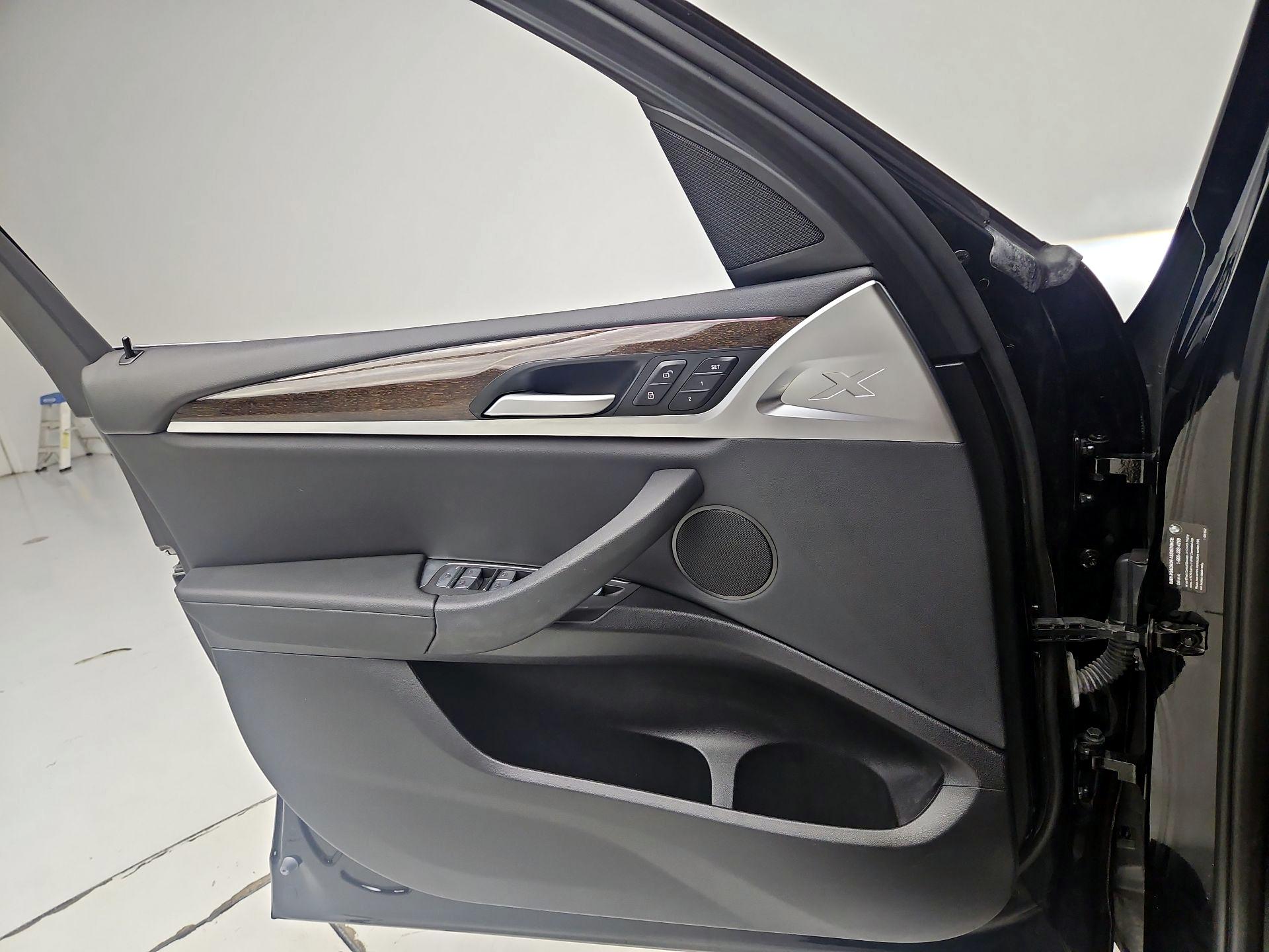 Thumbnail: 2021 BMW X3 - 12