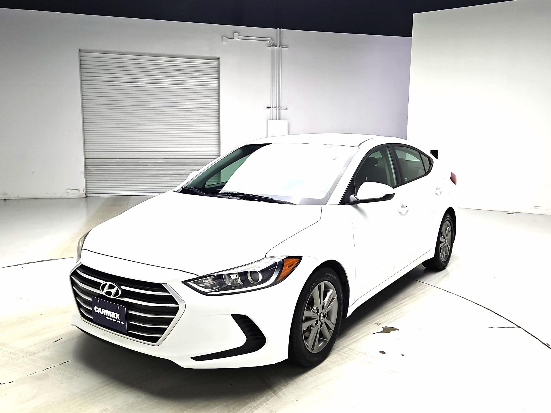 Thumbnail: 2018 Hyundai Elantra - 3