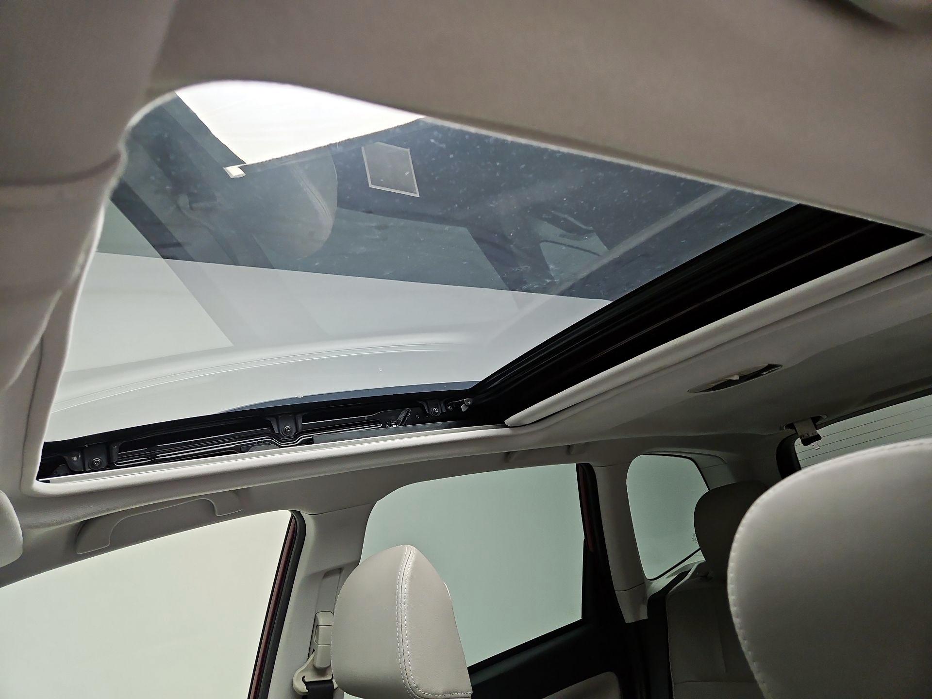 Thumbnail: 2018 Subaru Forester - 19