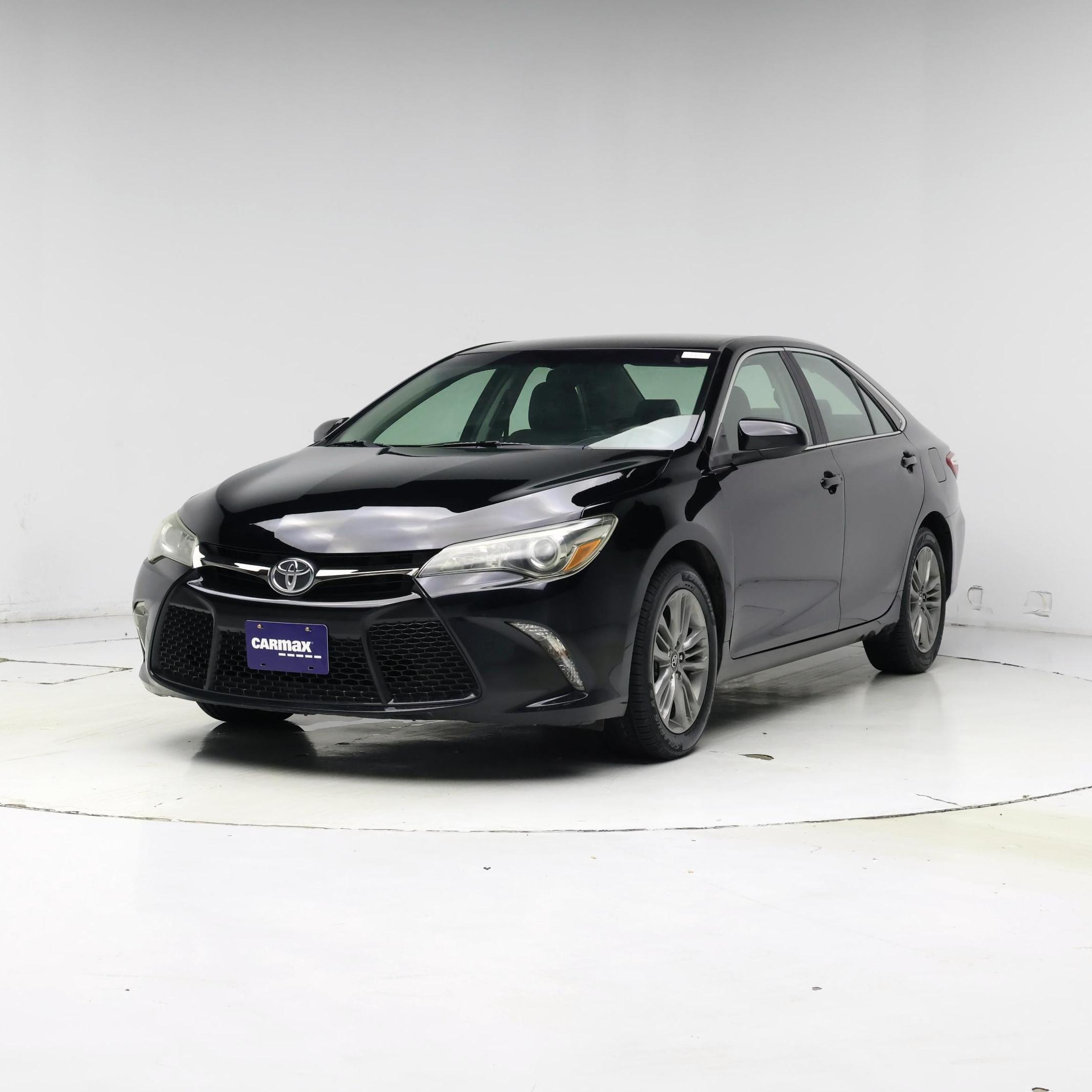 Thumbnail: 2017 Toyota Camry - 4