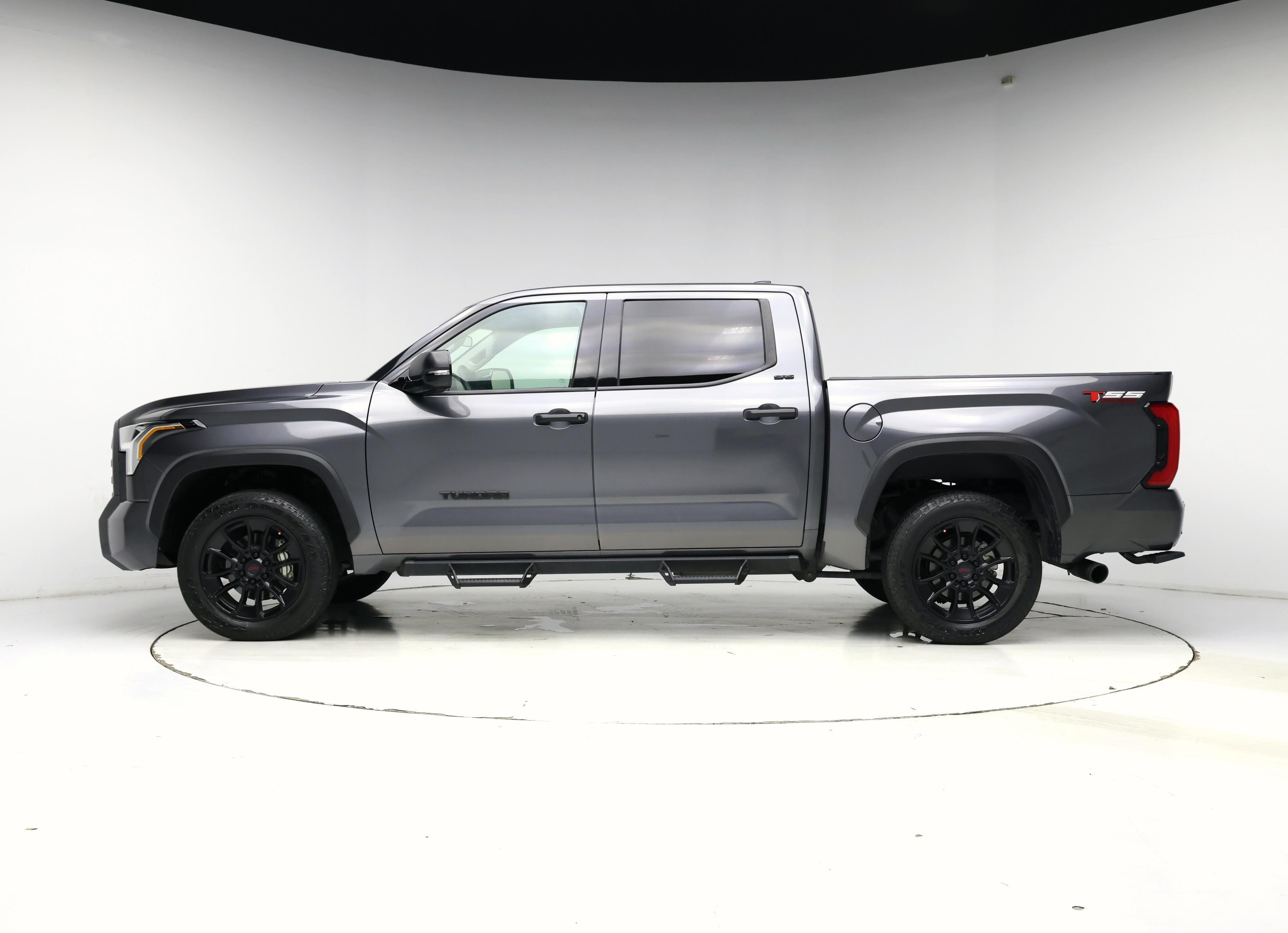 Thumbnail: 2023 Toyota Tundra - 3