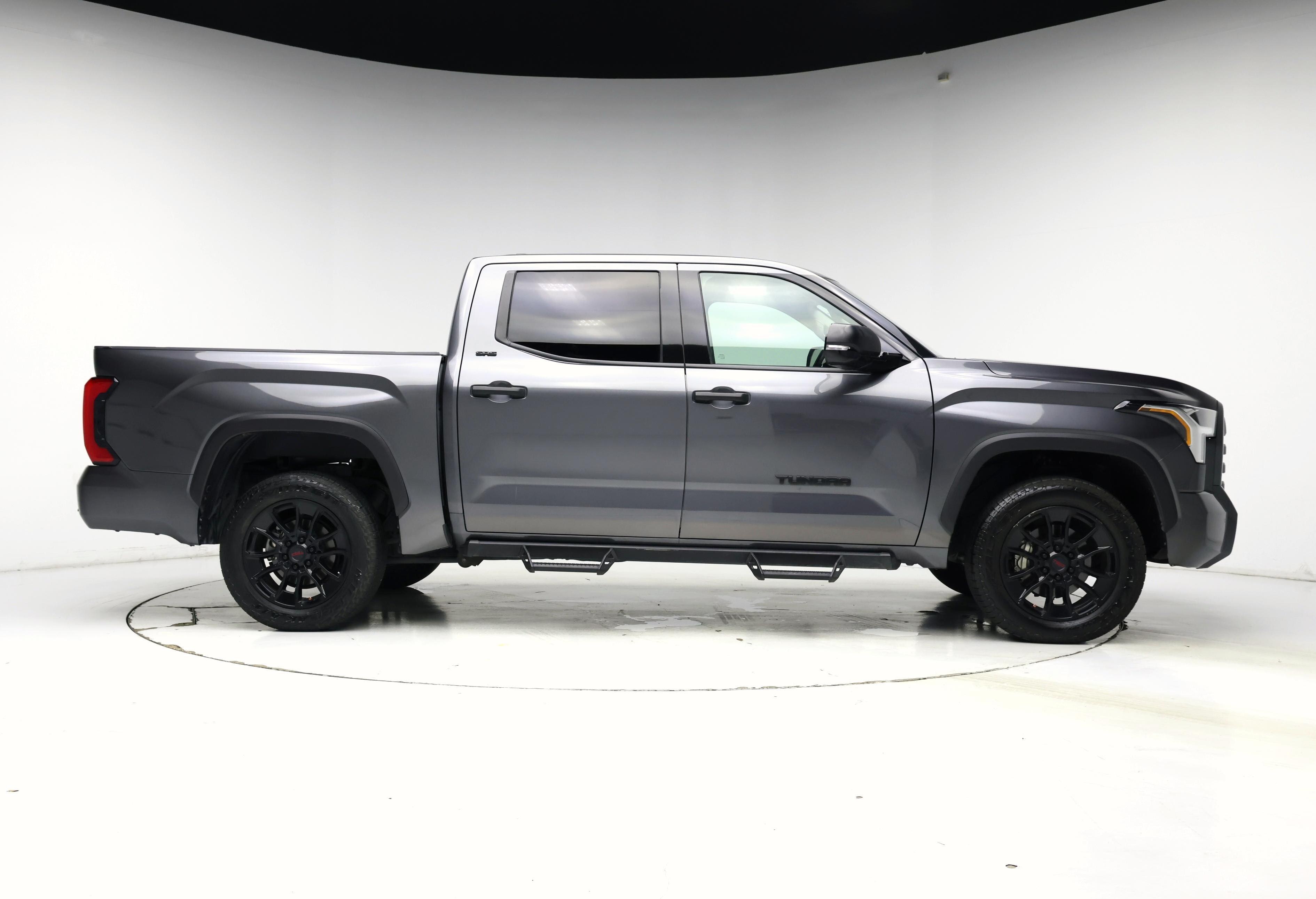 Thumbnail: 2023 Toyota Tundra - 7