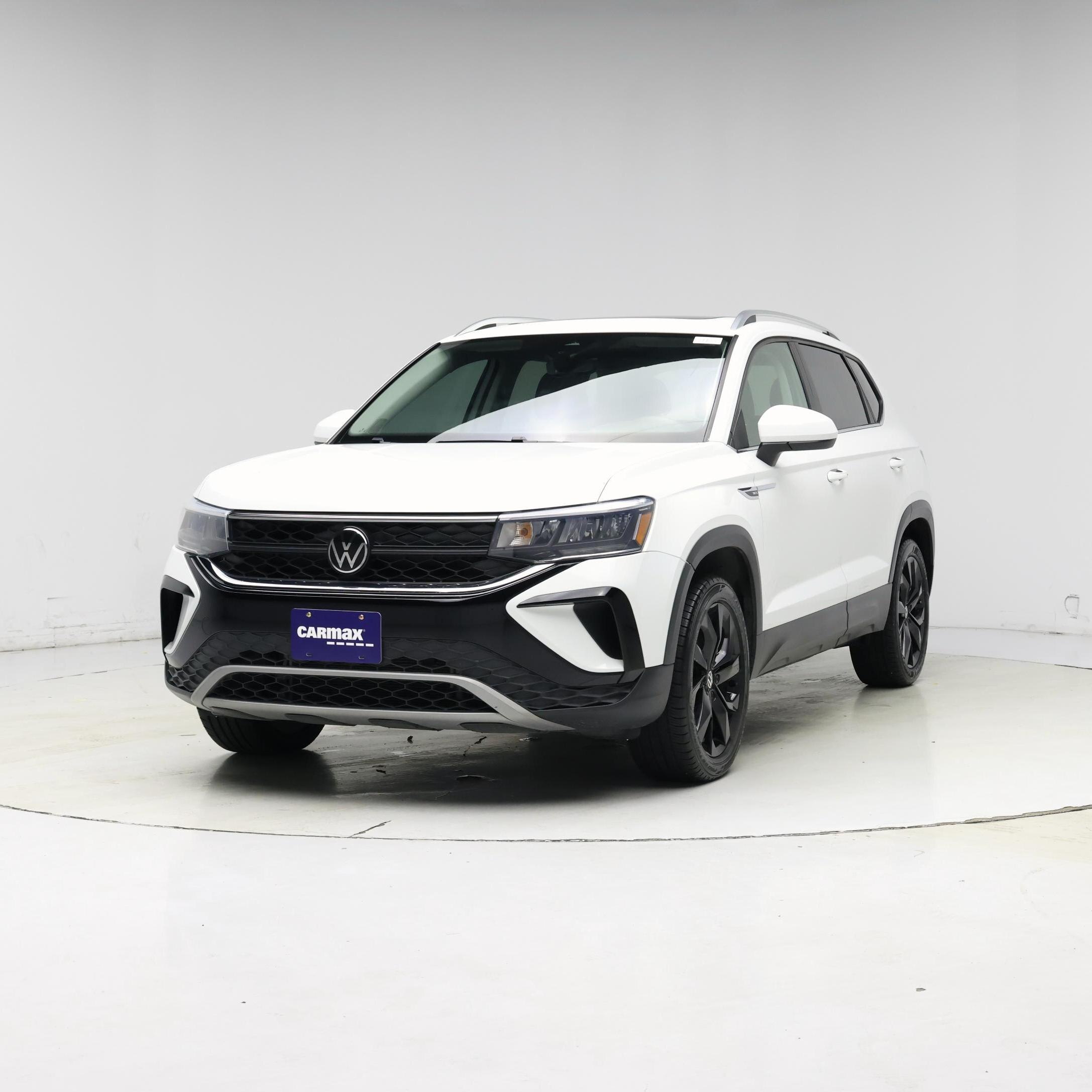 Thumbnail: 2023 Volkswagen Taos - 4