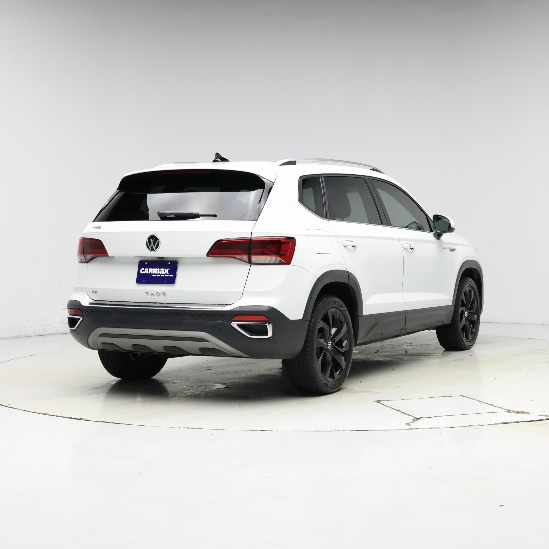 Thumbnail: 2023 Volkswagen Taos - 8