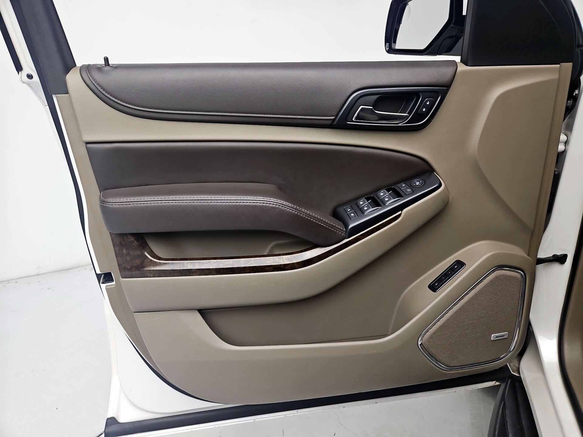 Thumbnail: 2019 Chevrolet Tahoe - 12