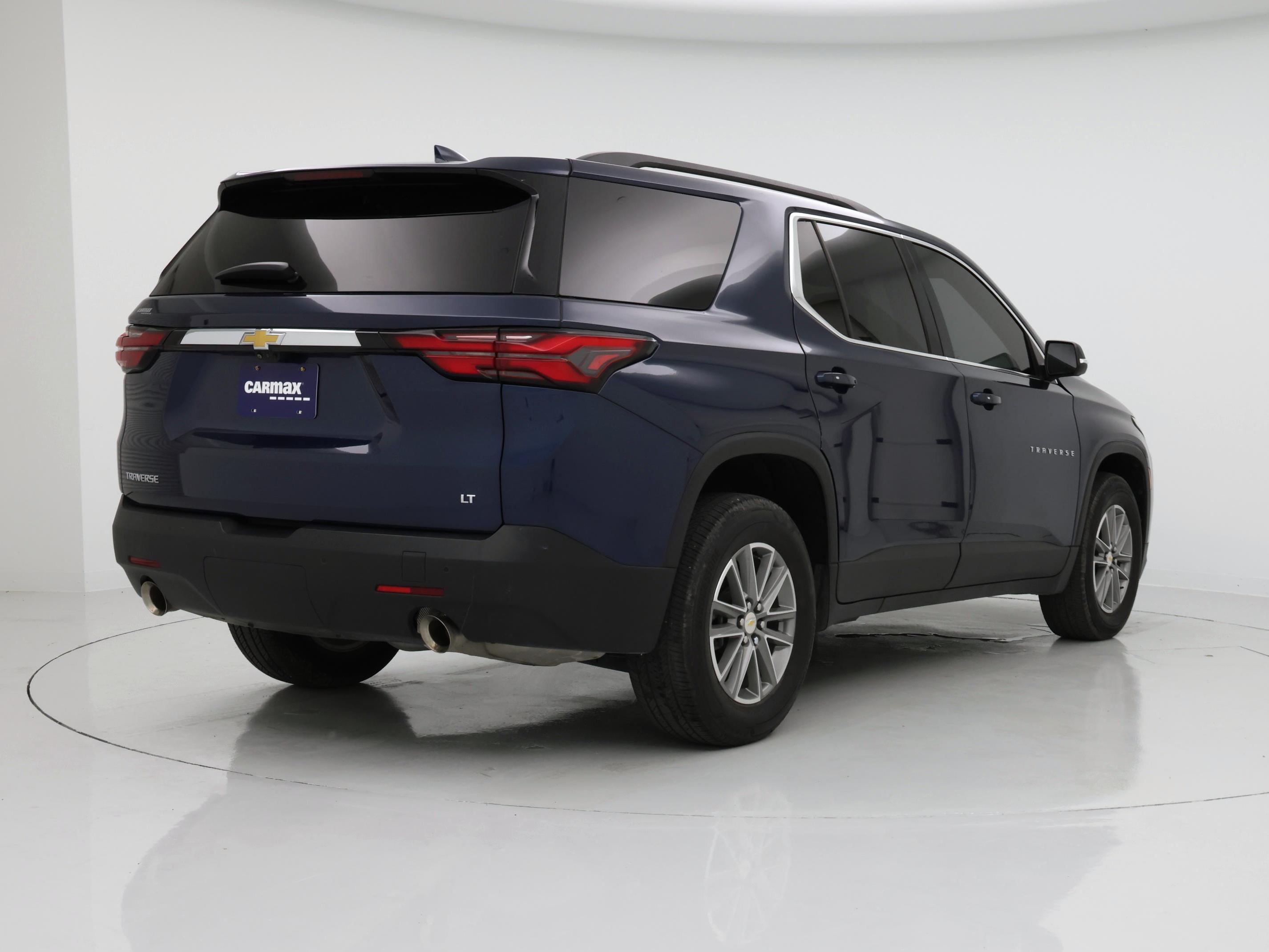 Thumbnail: 2023 Chevrolet Traverse - 8