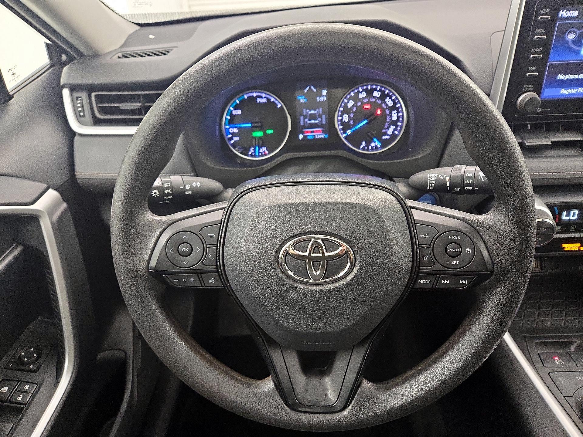 Thumbnail: 2021 Toyota RAV4 - 10