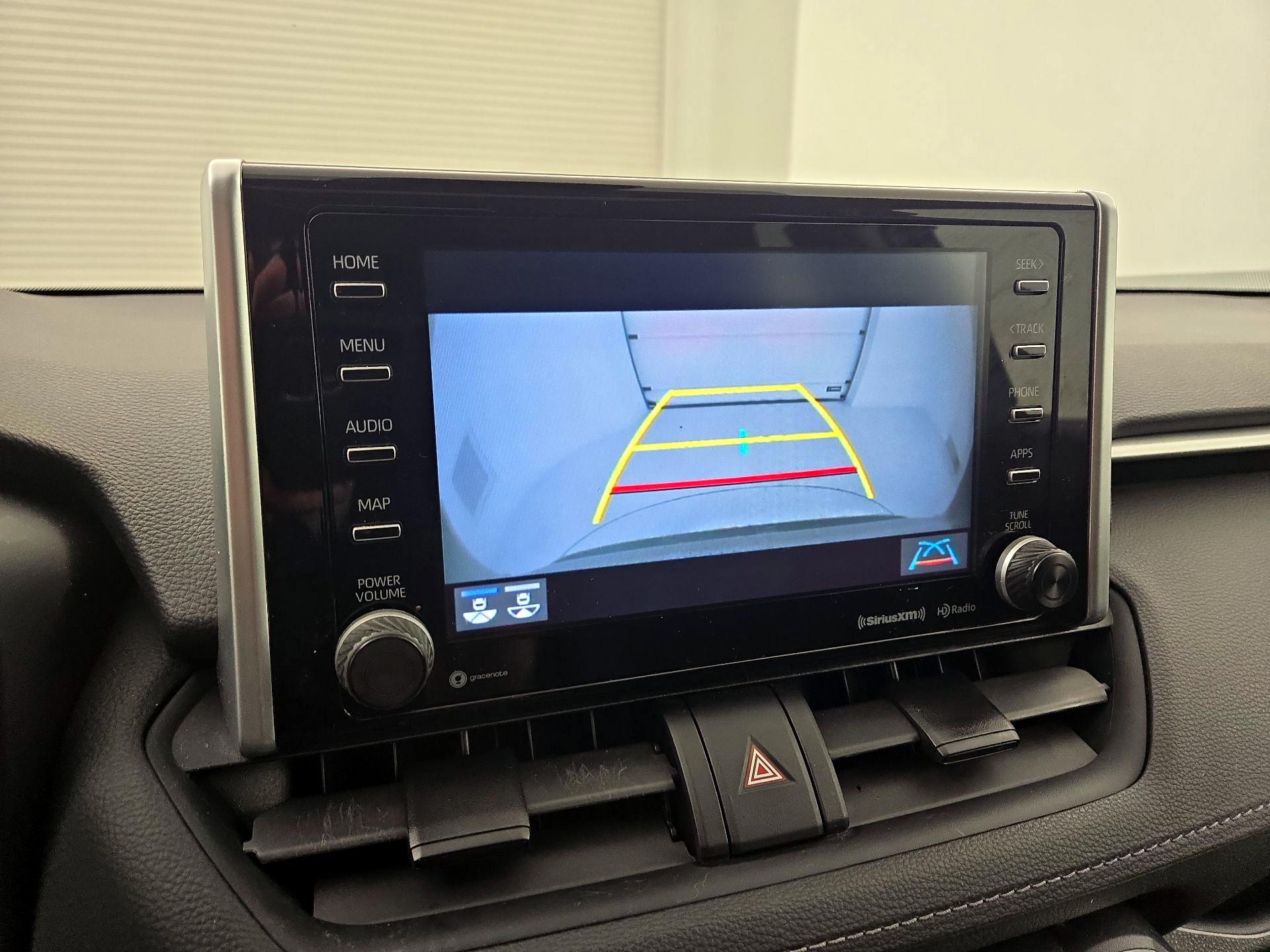 Thumbnail: 2021 Toyota RAV4 - 15