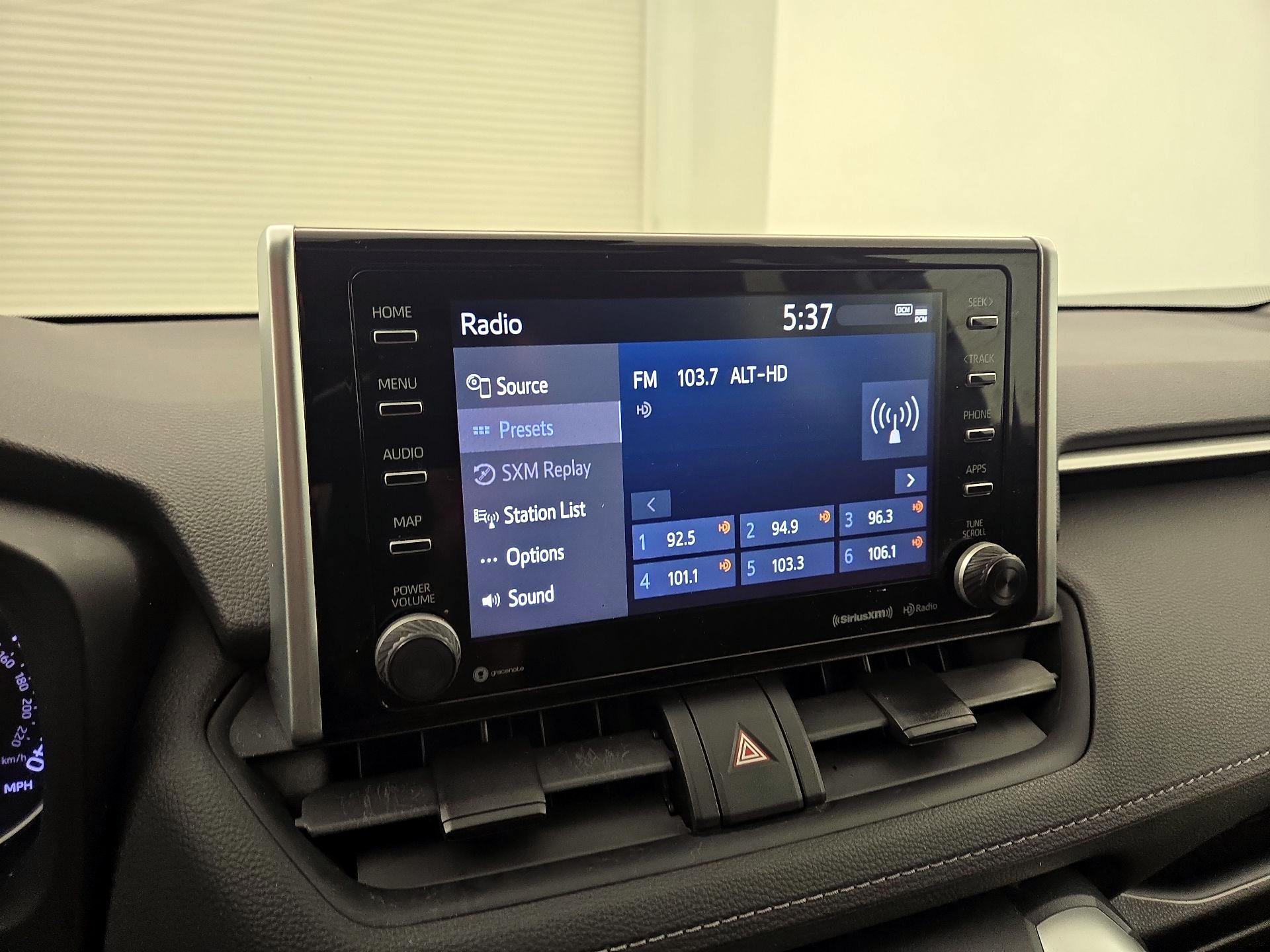 Thumbnail: 2021 Toyota RAV4 - 16