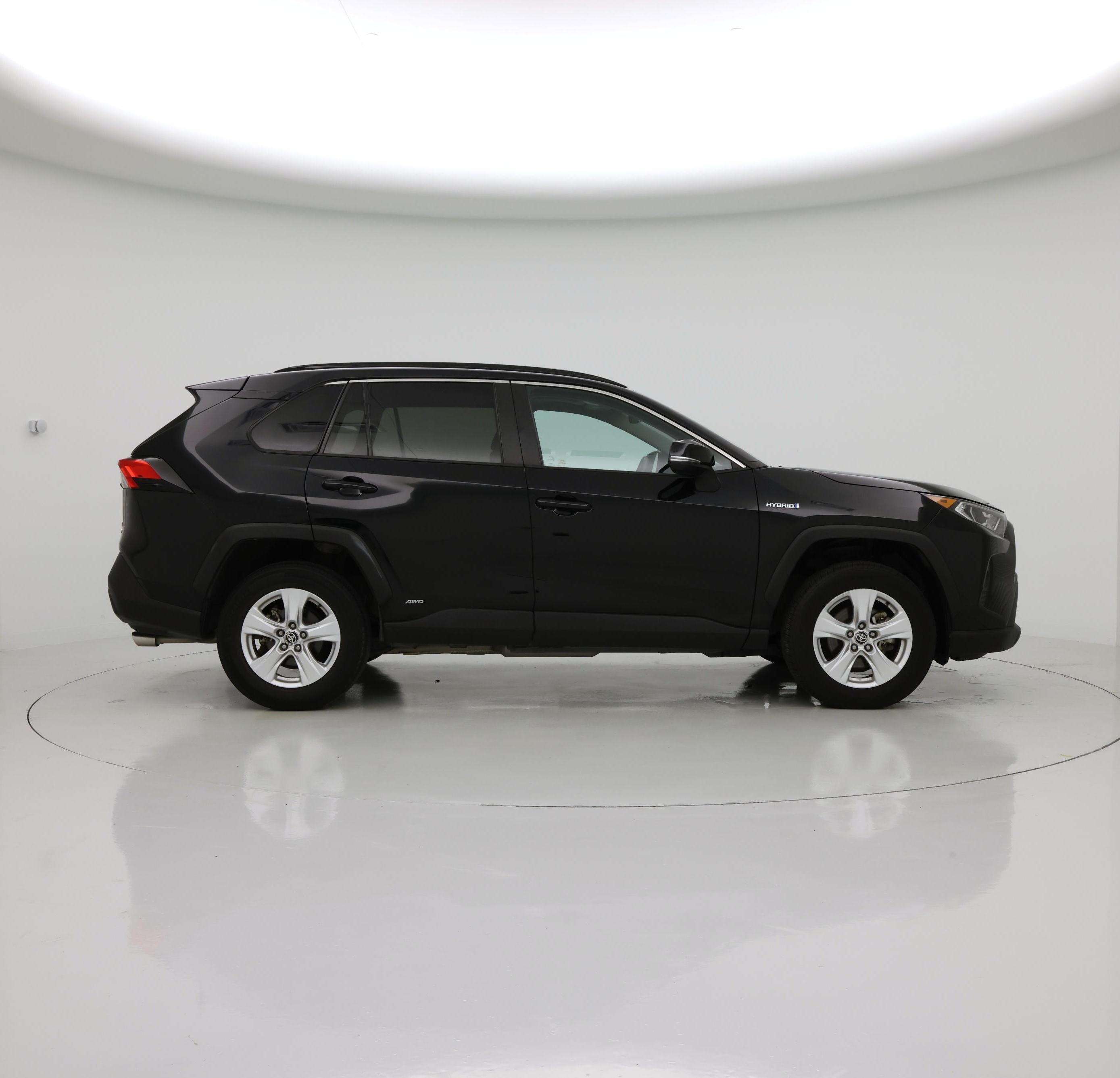 Thumbnail: 2021 Toyota RAV4 - 7
