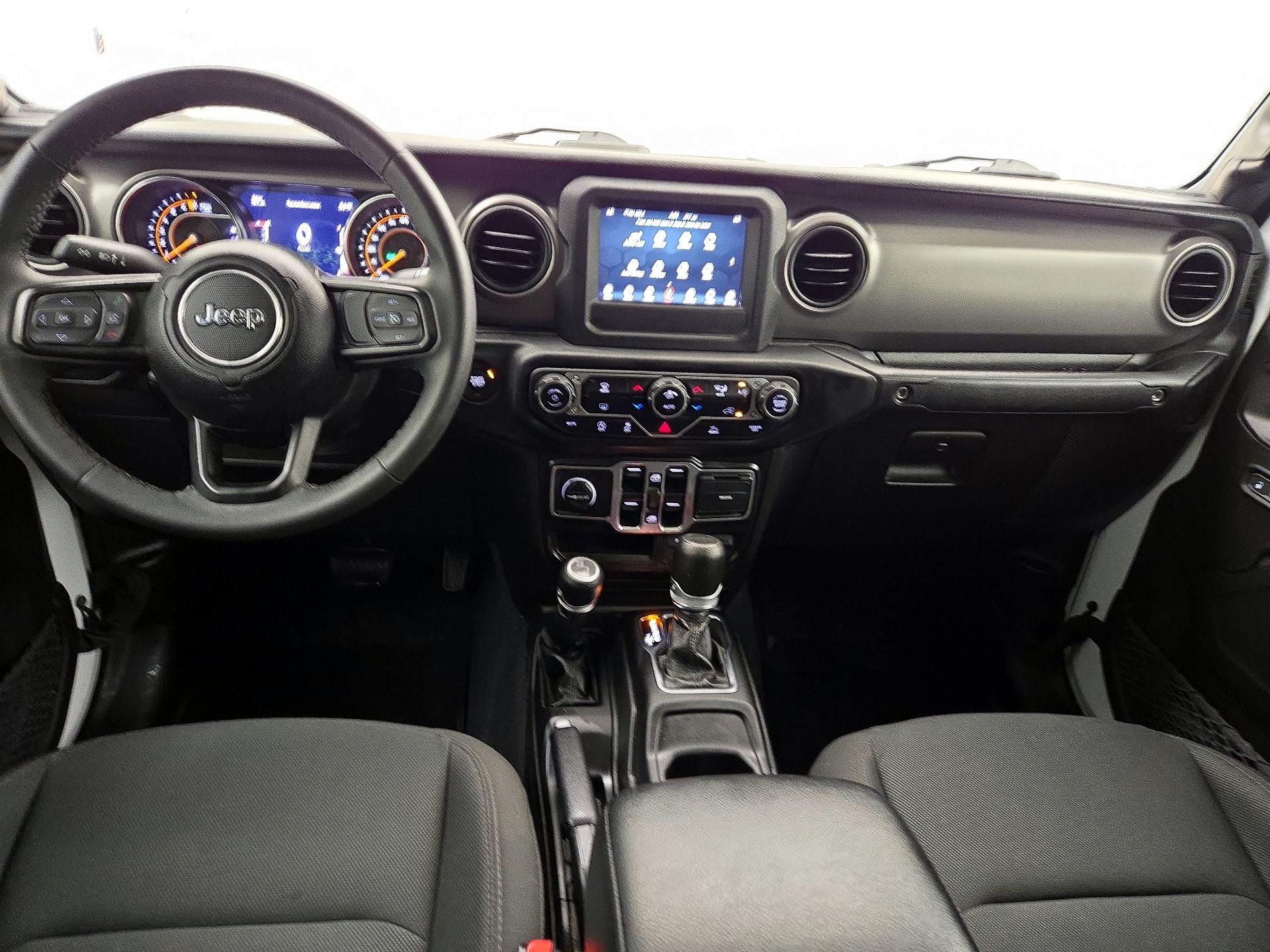 Thumbnail: 2023 Jeep Gladiator - 9