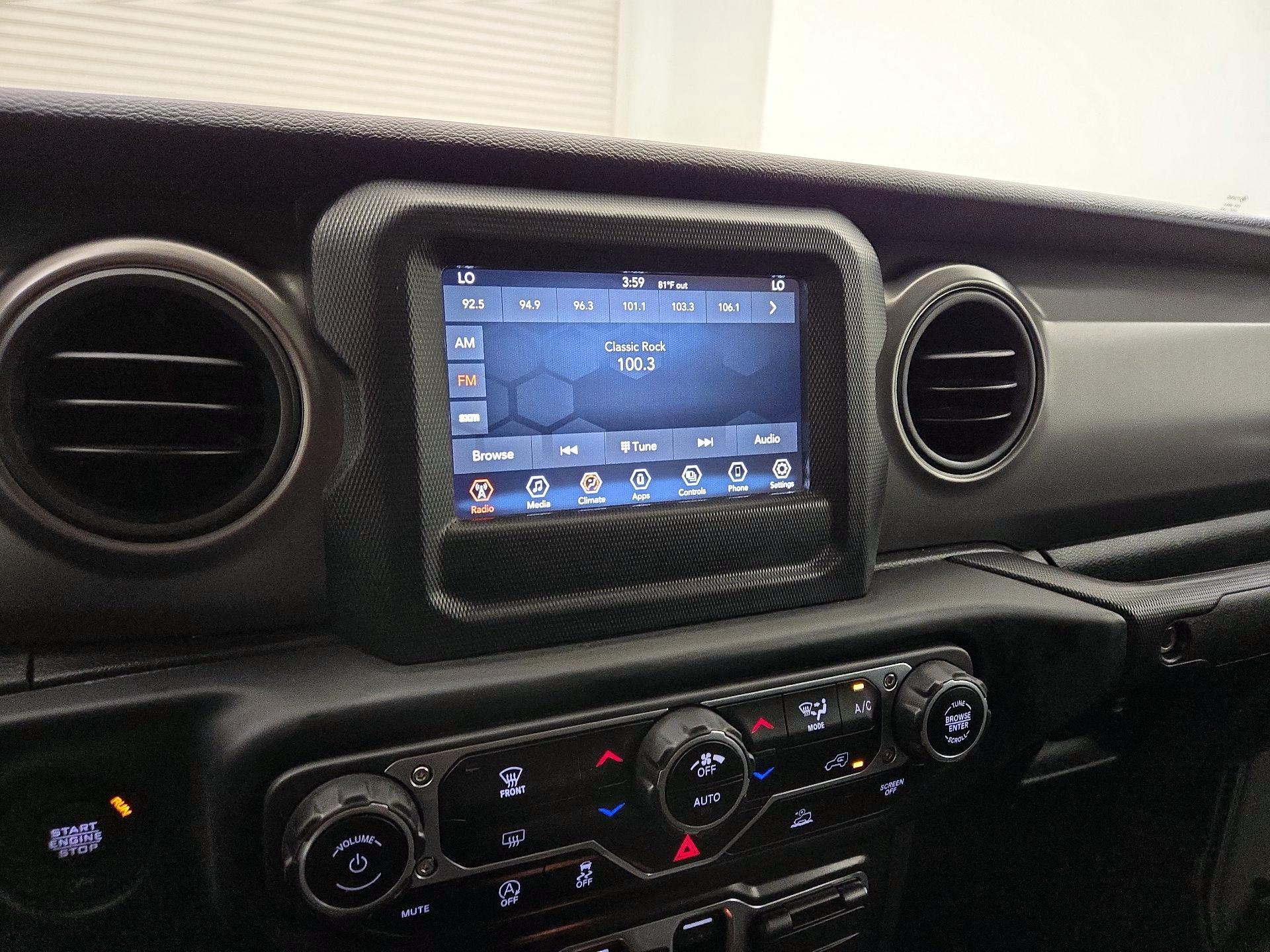 Thumbnail: 2023 Jeep Gladiator - 15