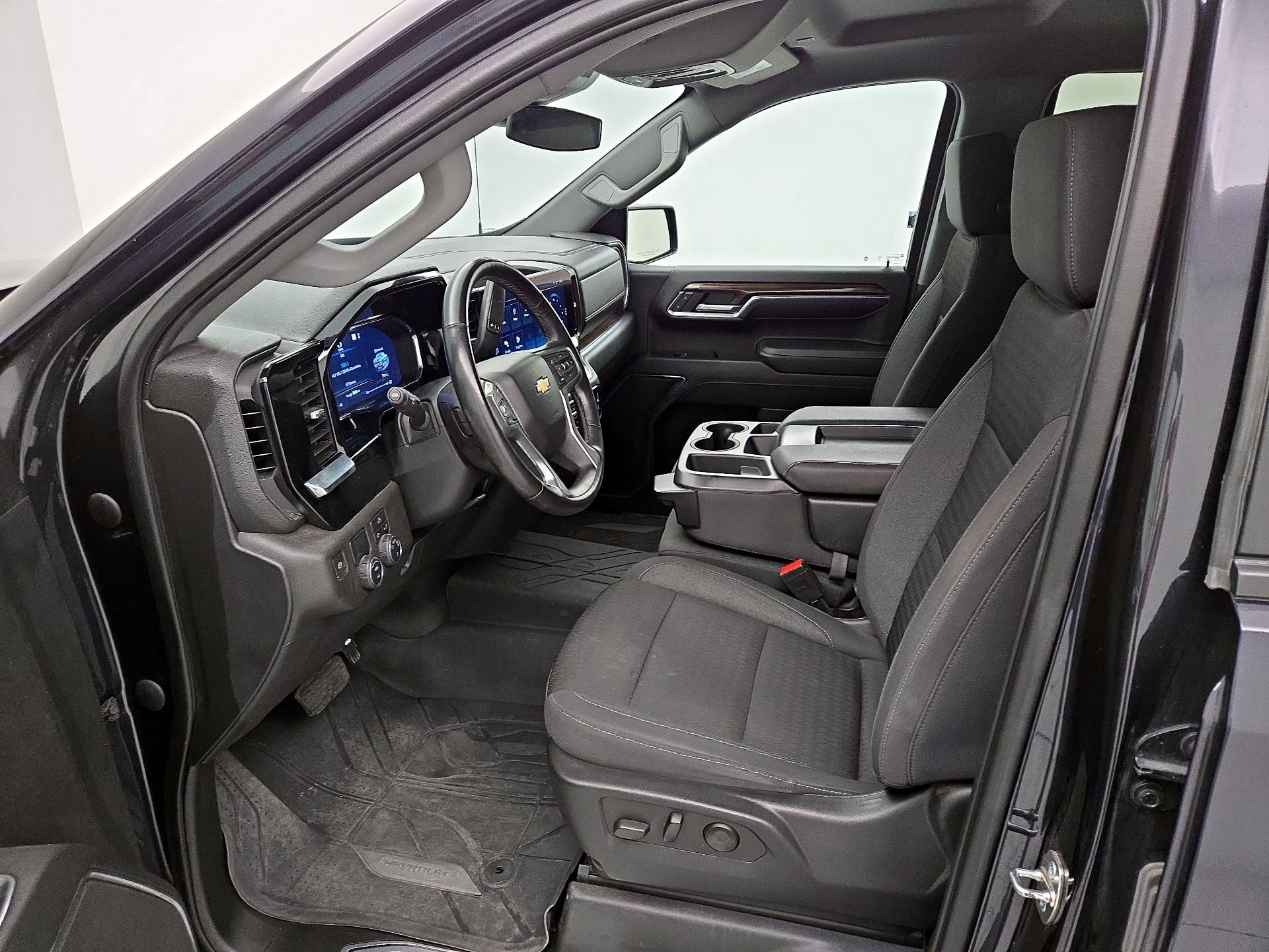 Thumbnail: 2023 Chevrolet Silverado 1500 - 11