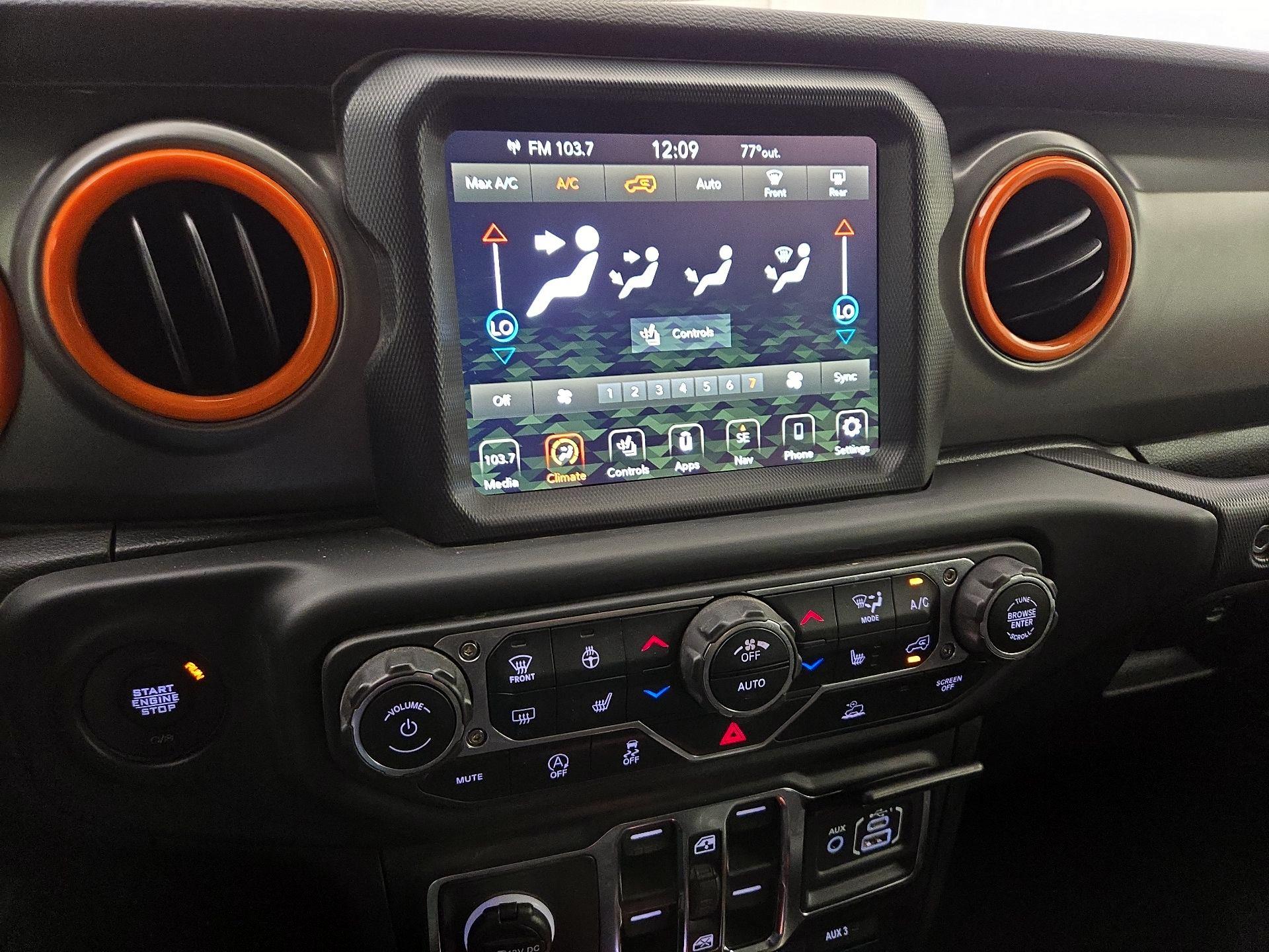 Thumbnail: 2023 Jeep Wrangler - 17
