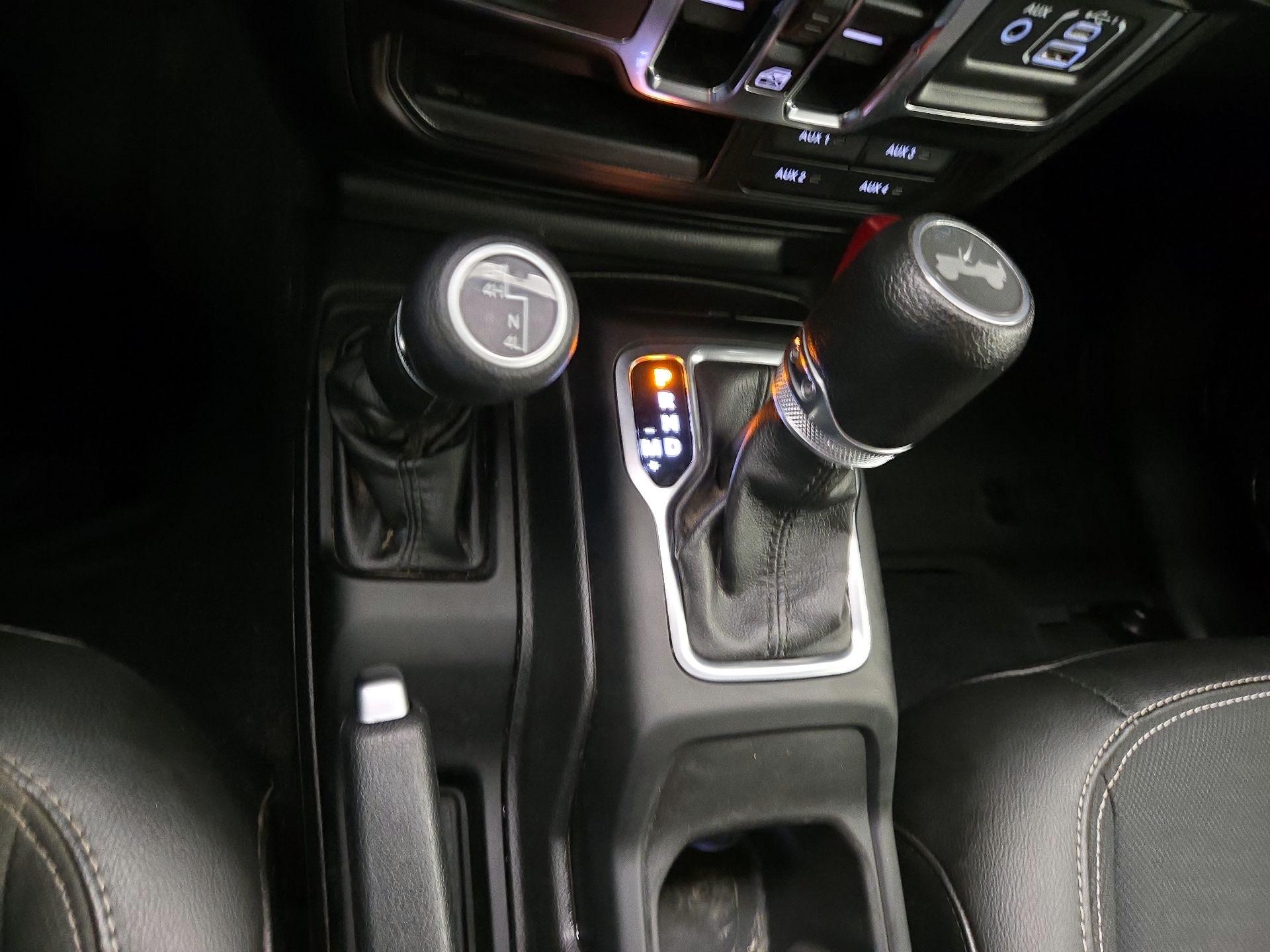 Thumbnail: 2023 Jeep Wrangler - 18