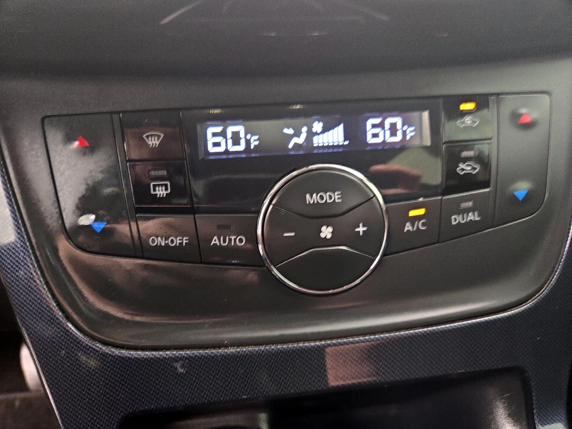Thumbnail: 2019 Nissan Sentra - 14