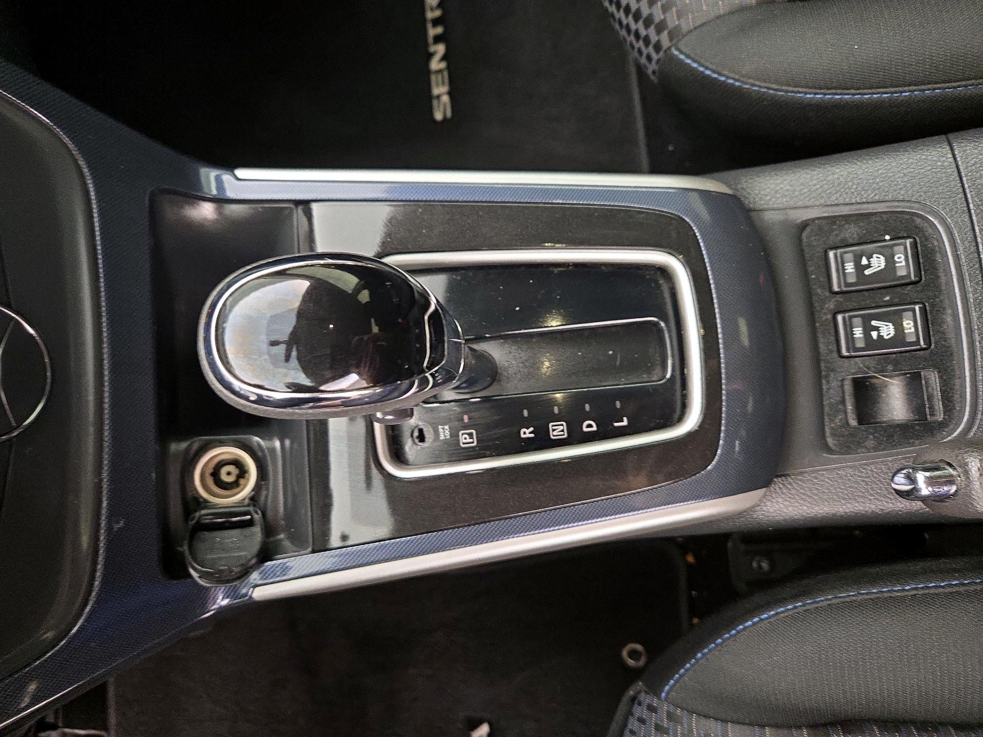 Thumbnail: 2019 Nissan Sentra - 15