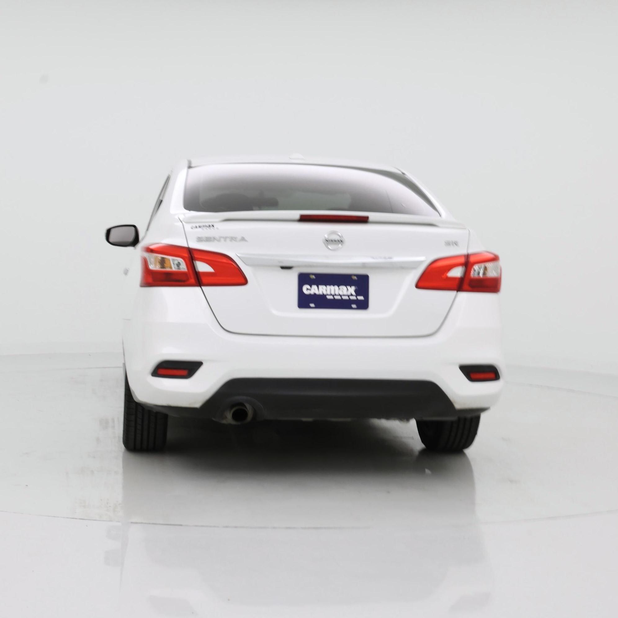 Thumbnail: 2019 Nissan Sentra - 6