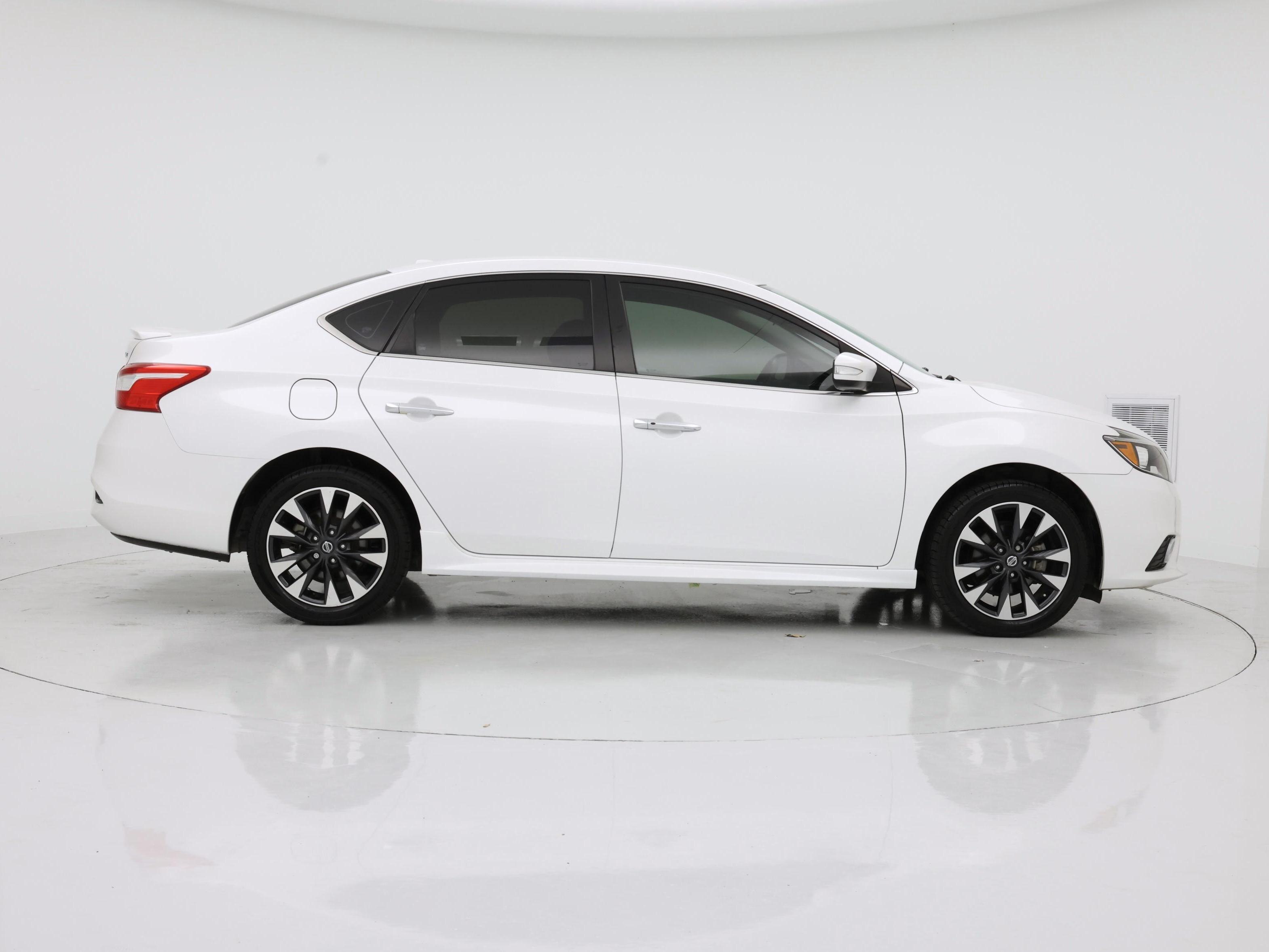 Thumbnail: 2019 Nissan Sentra - 7