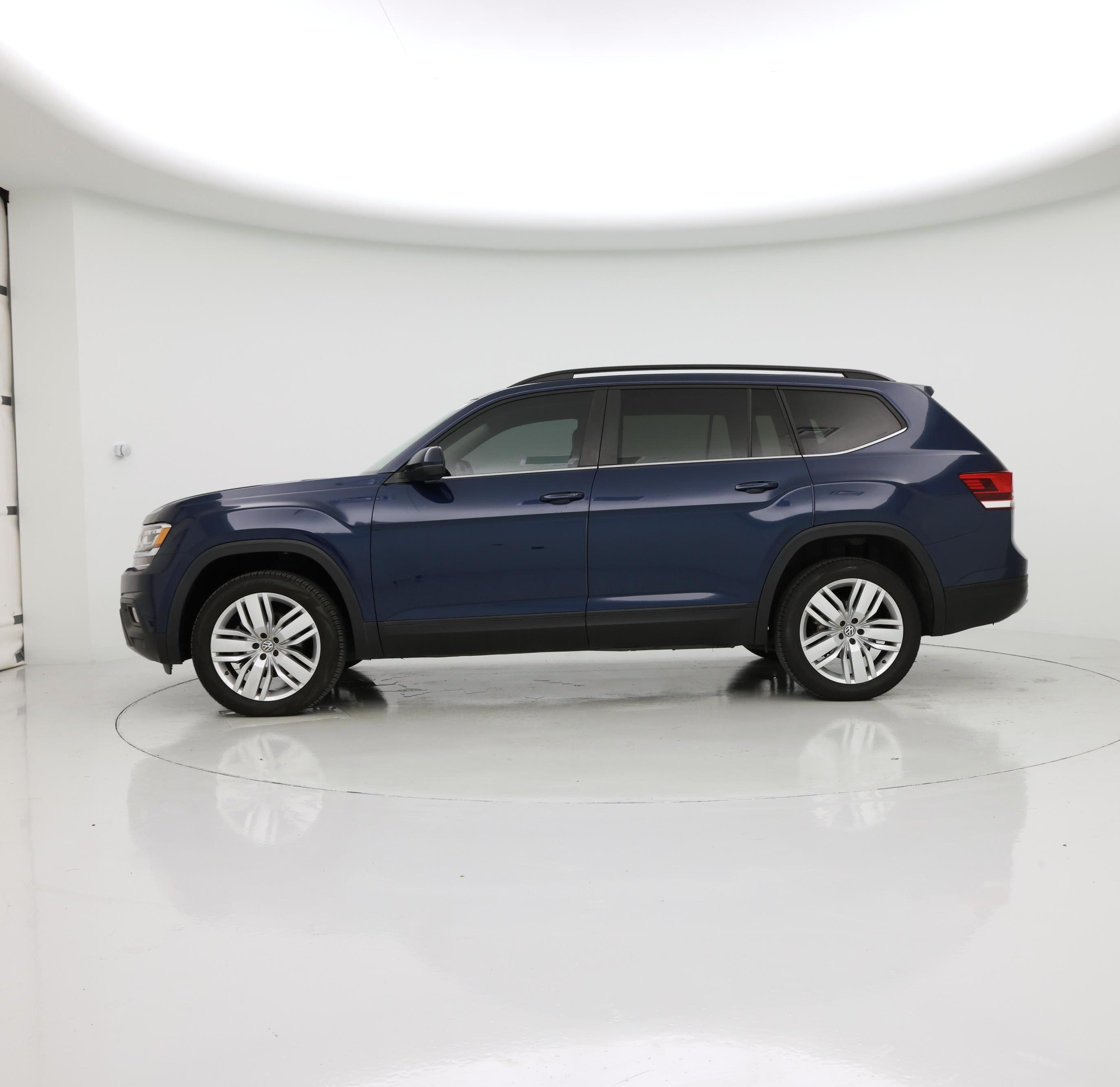Thumbnail: 2020 Volkswagen Atlas - 3