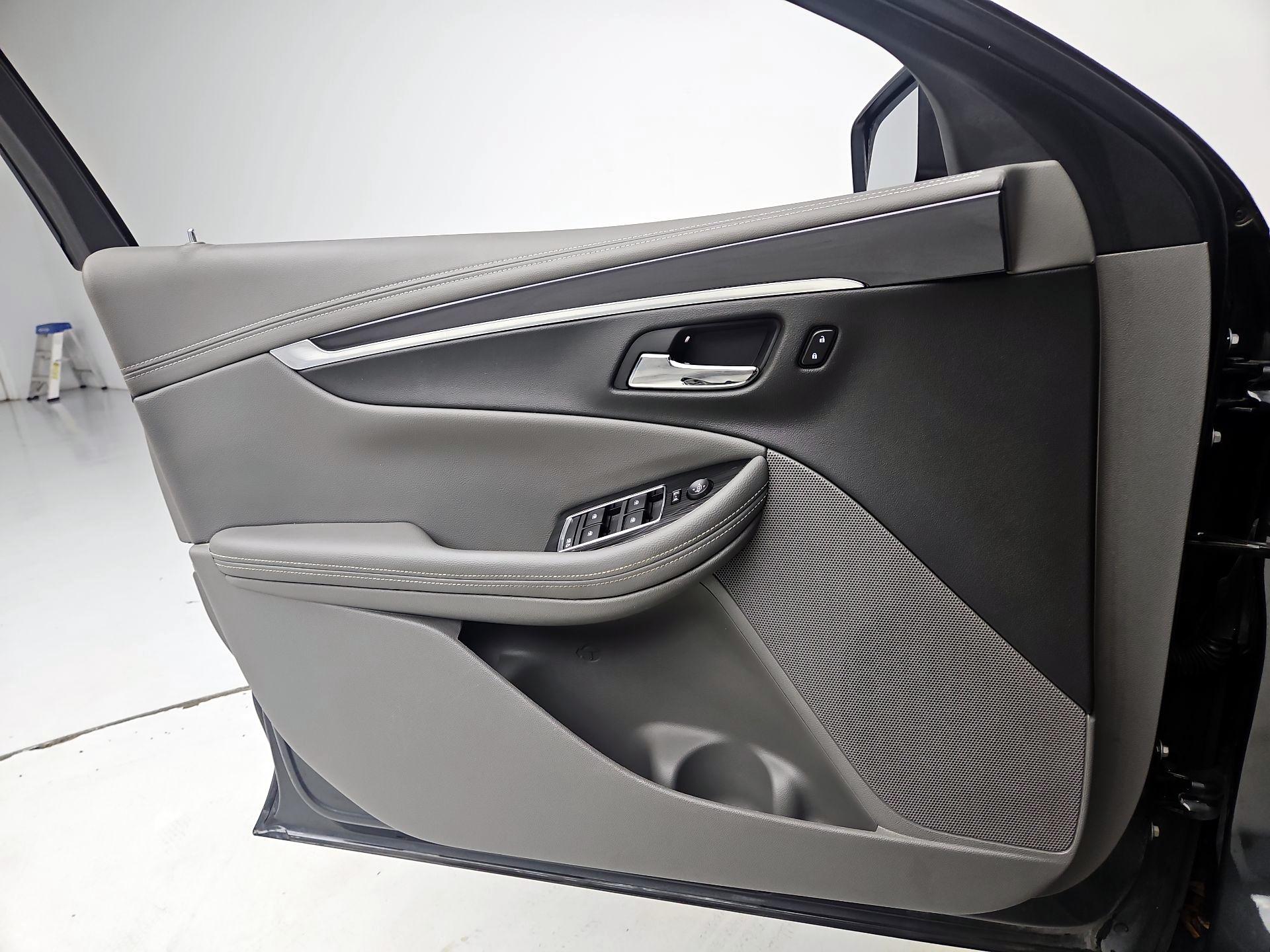 Thumbnail: 2019 Chevrolet Impala - 12