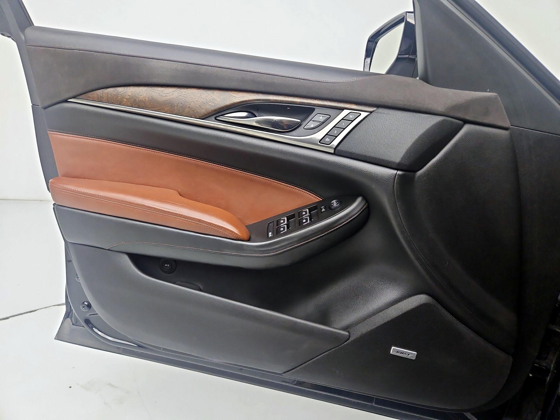 Thumbnail: 2014 Cadillac CTS - 12