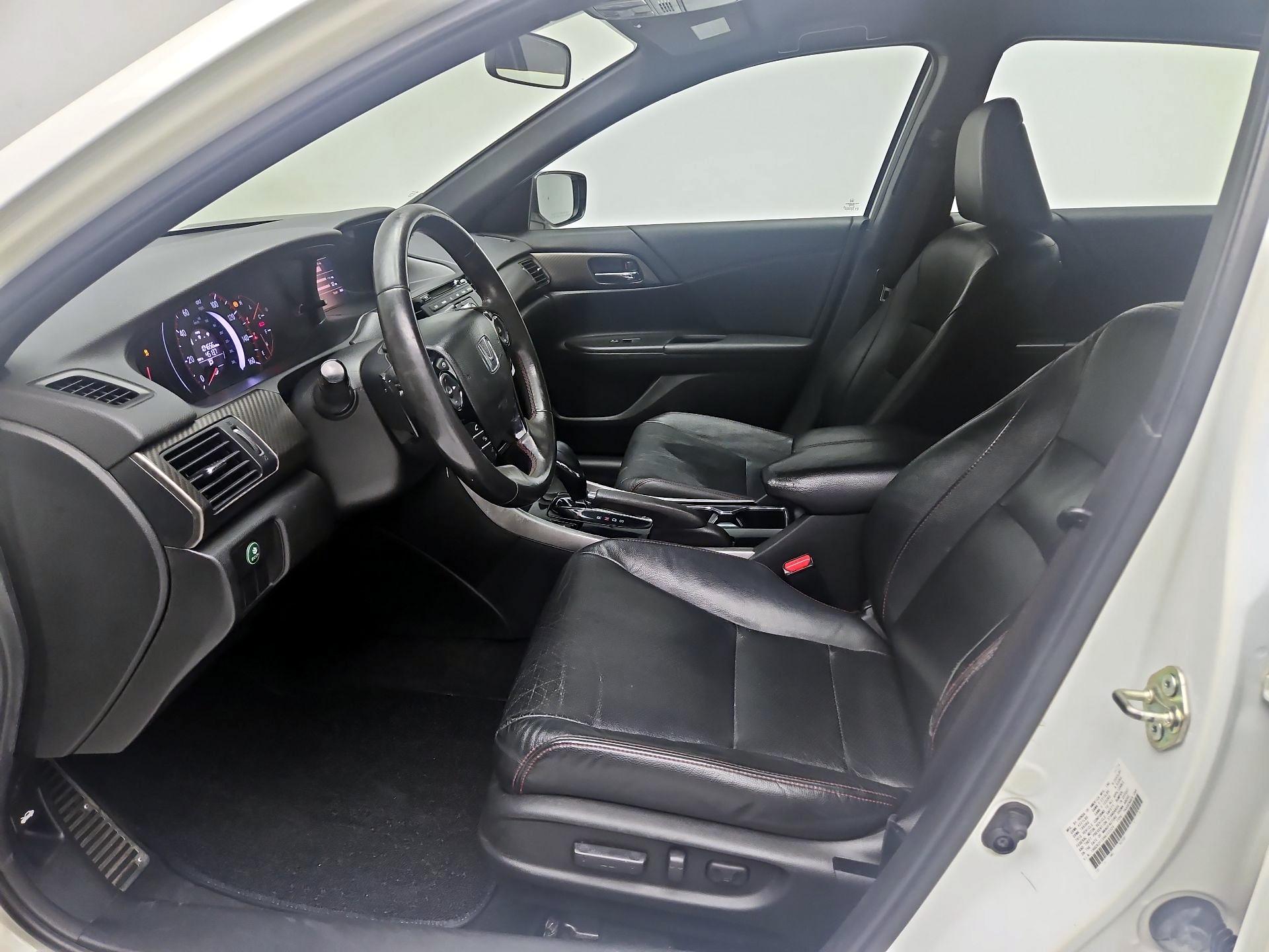 Thumbnail: 2017 Honda Accord - 8