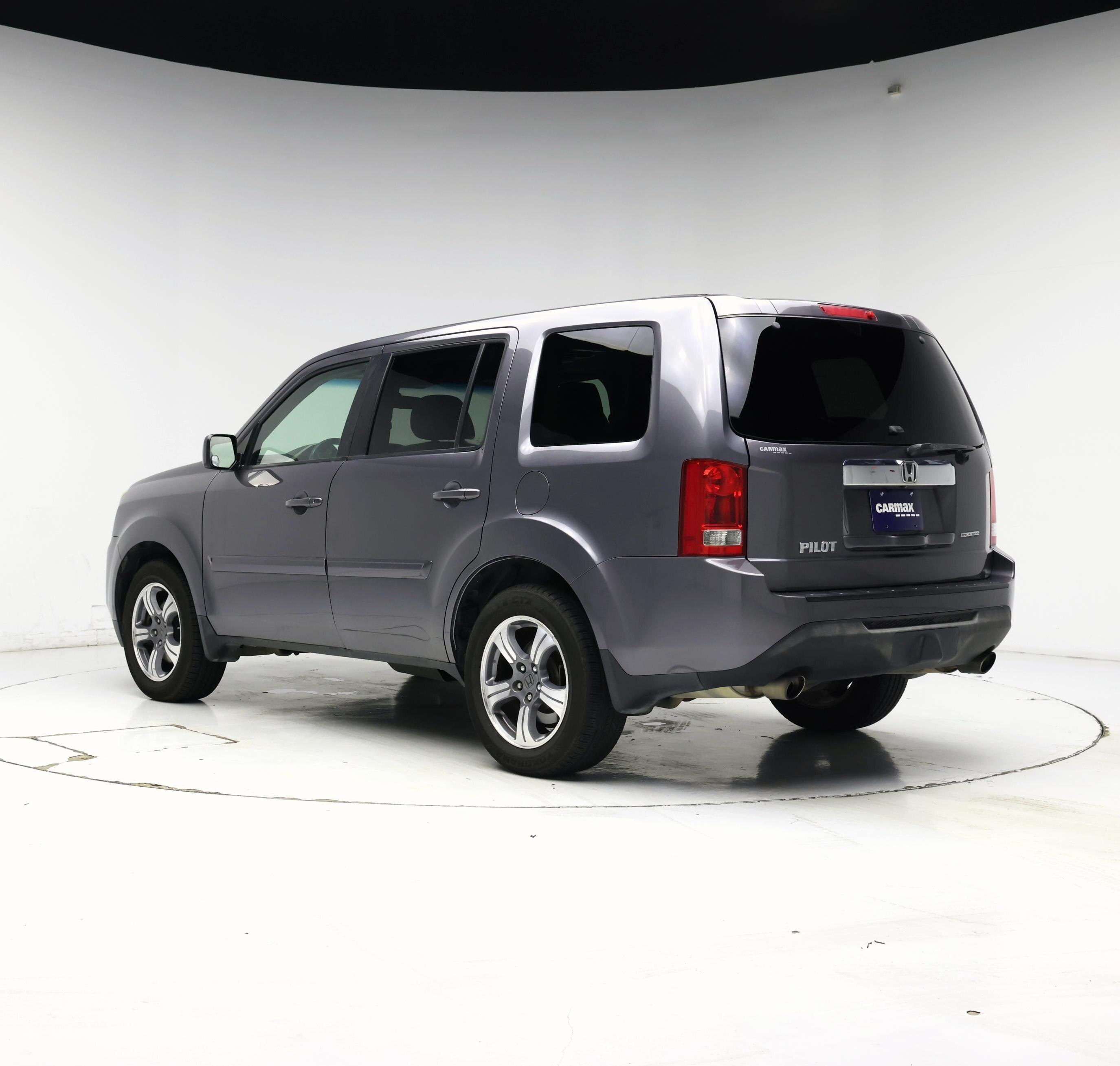 Thumbnail: 2015 Honda Pilot - 2