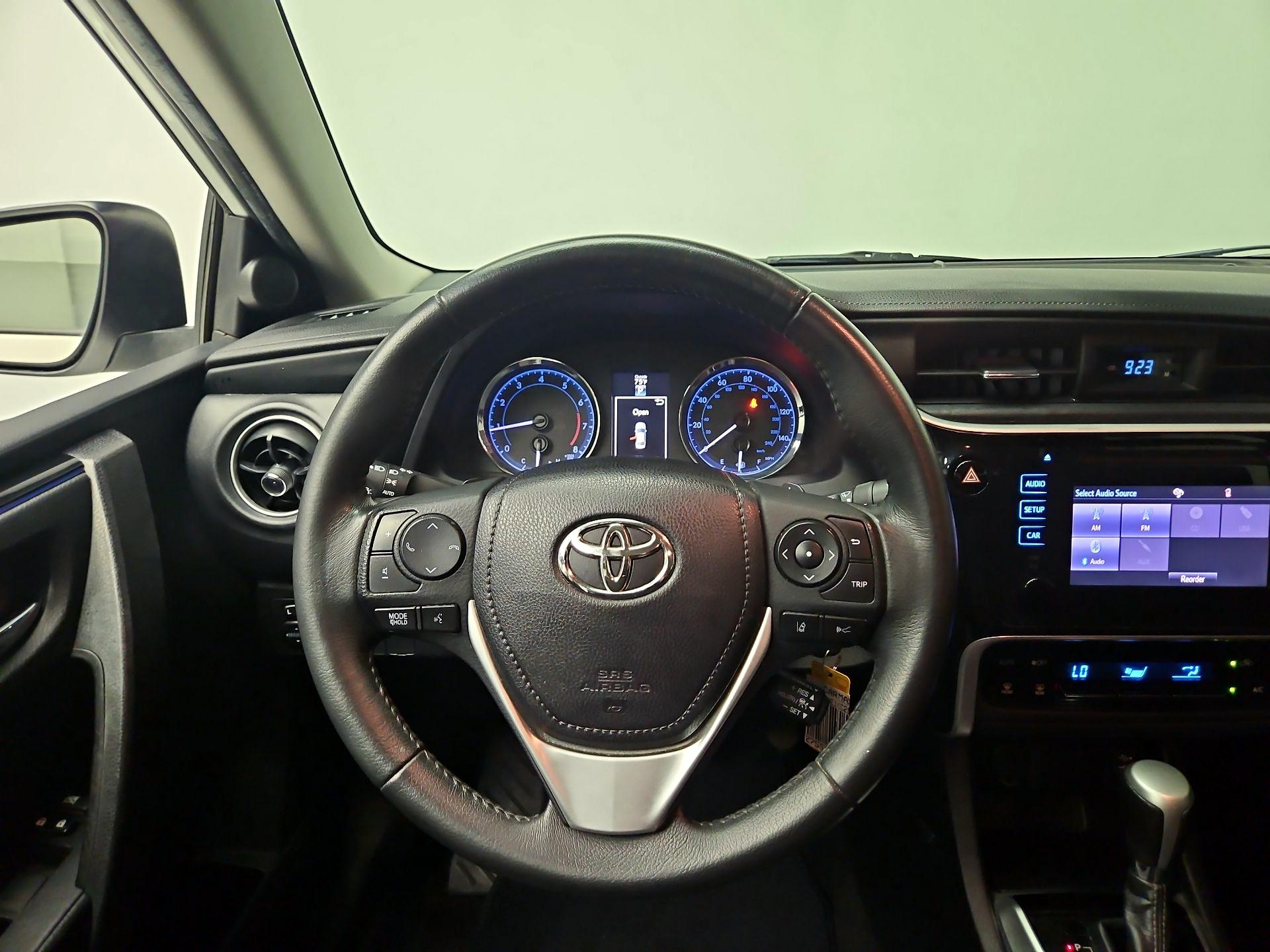 Thumbnail: 2019 Toyota Corolla - 10