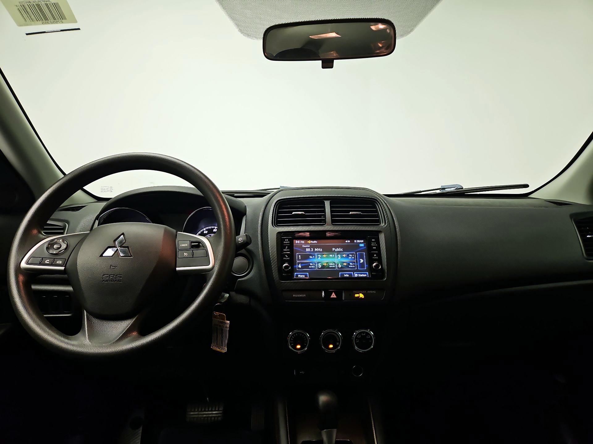 Thumbnail: 2019 Mitsubishi Outlander Sport - 9