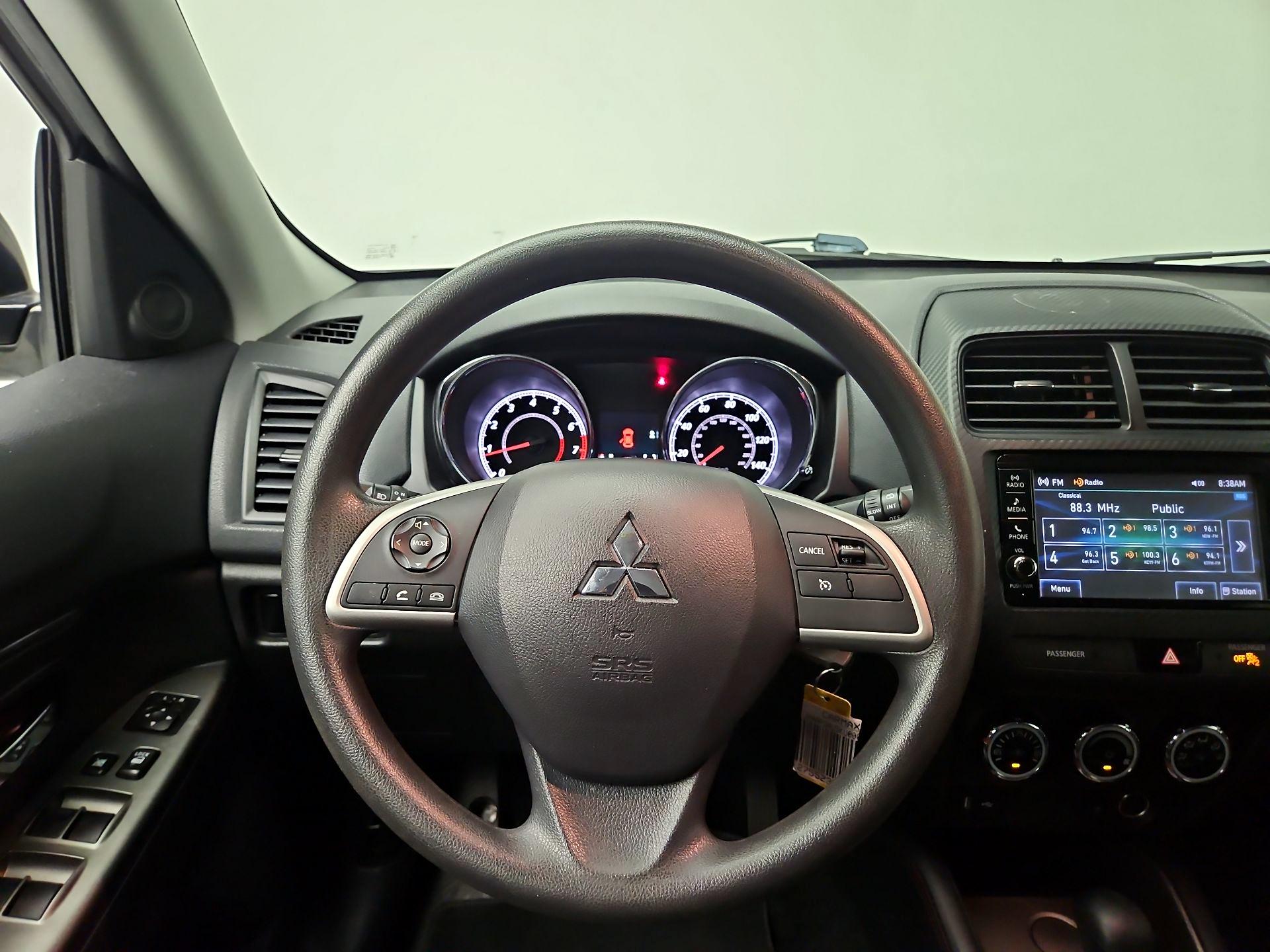 Thumbnail: 2019 Mitsubishi Outlander Sport - 10